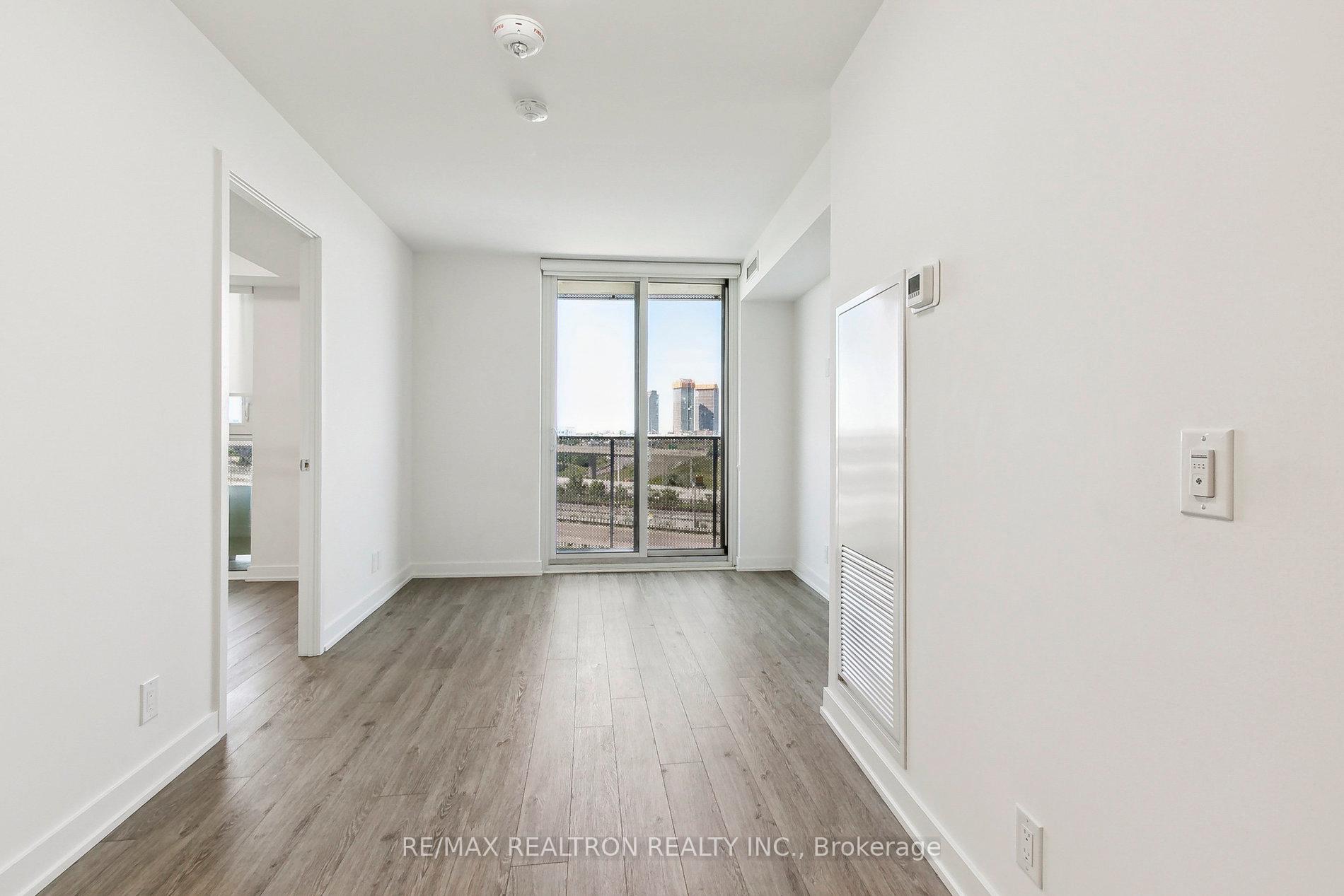 30 Tretti Way 517, Toronto C06 — photo 5 of 5