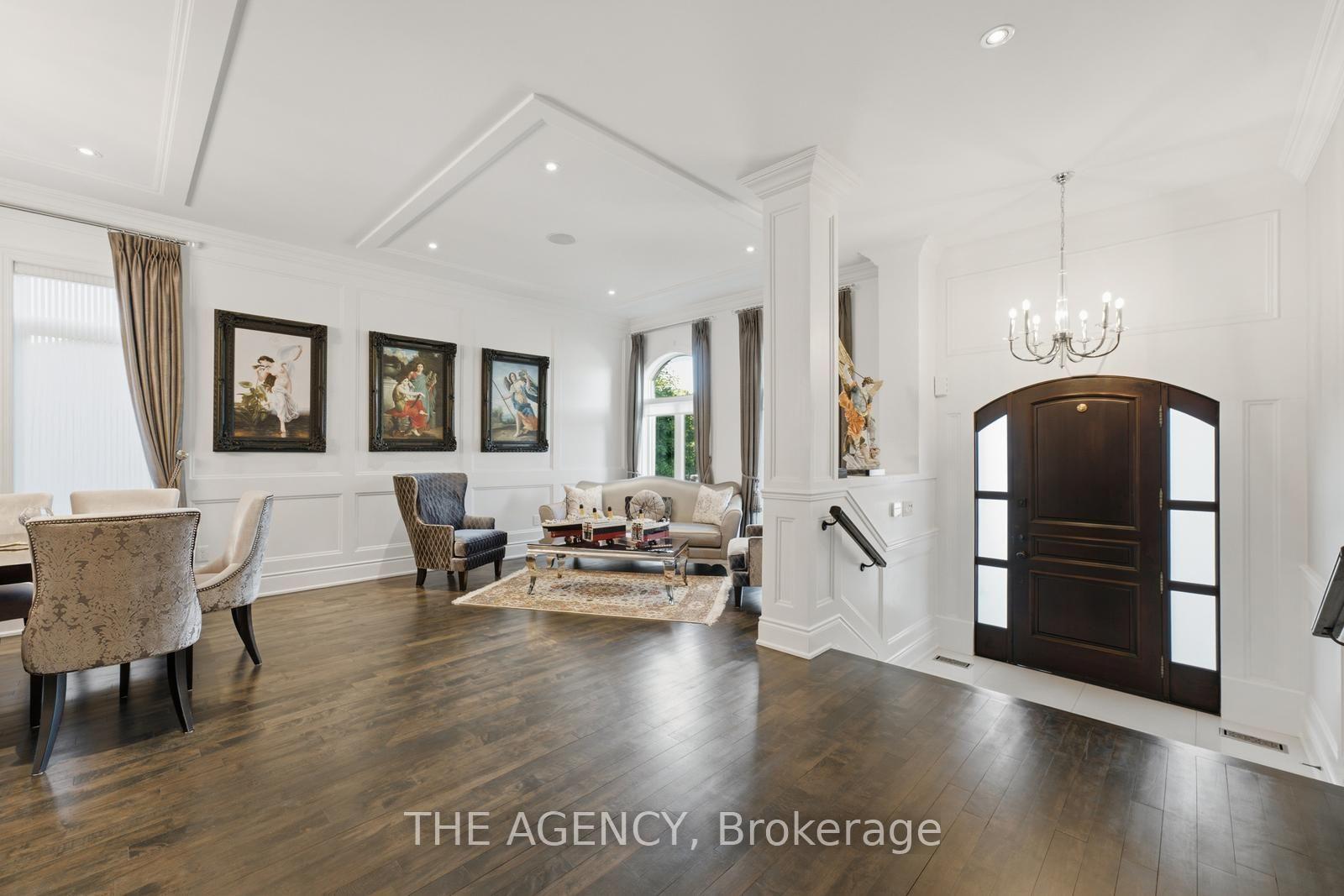 12 Embro Drive, Toronto C06 — photo 4 of 5