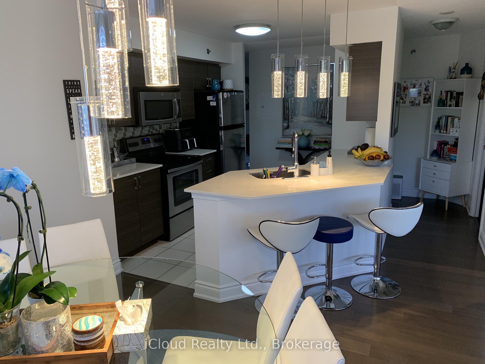 760 Sheppard Avenue W 205, Toronto C06 — photo 2 of 5