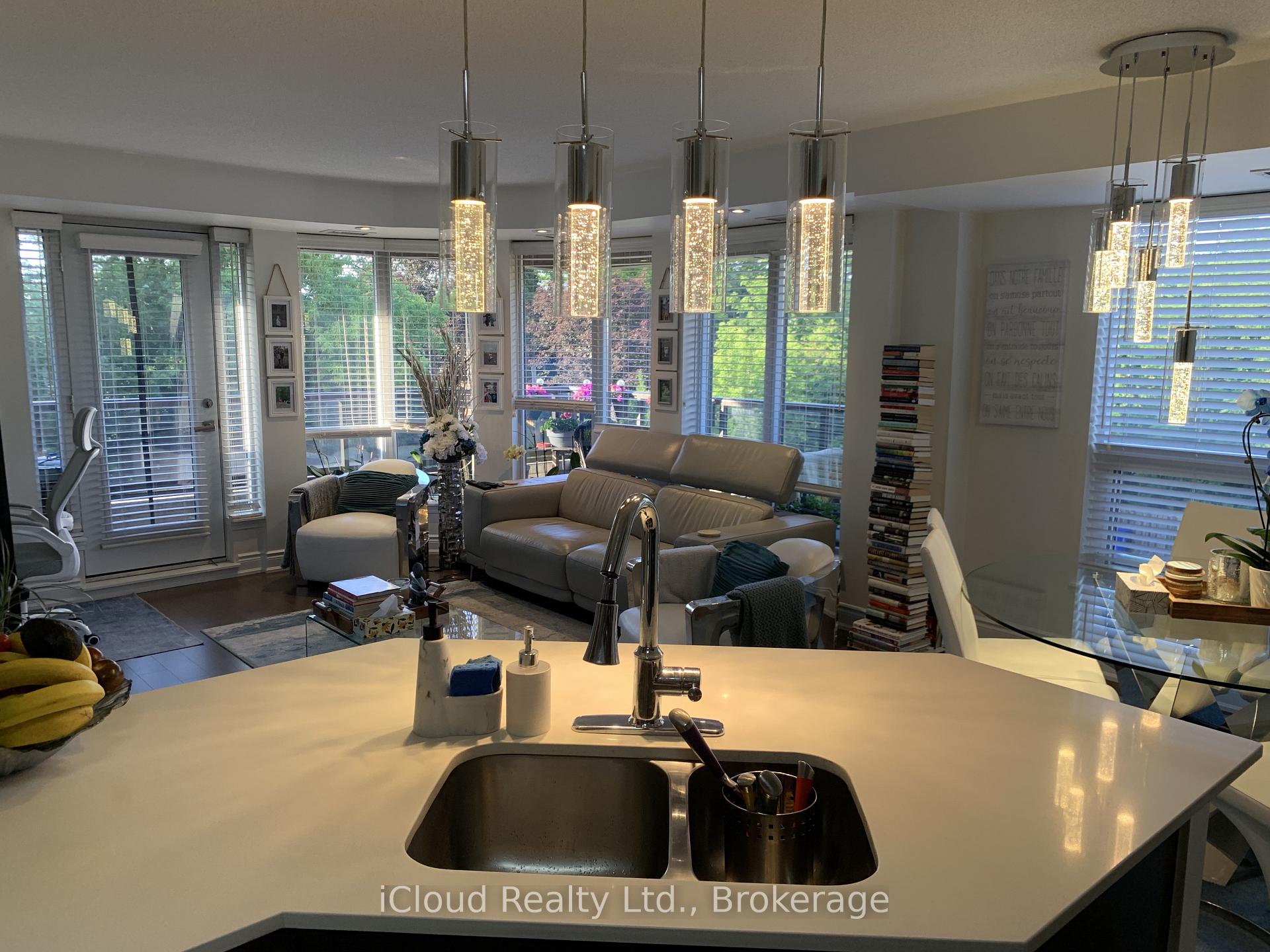 760 Sheppard Avenue W 205, Toronto C06 — photo 3 of 5
