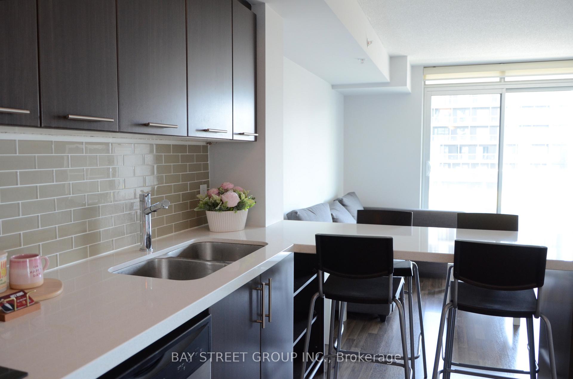 555 Wilson Avenue #1009E, Toronto C06 — photo 3 of 5