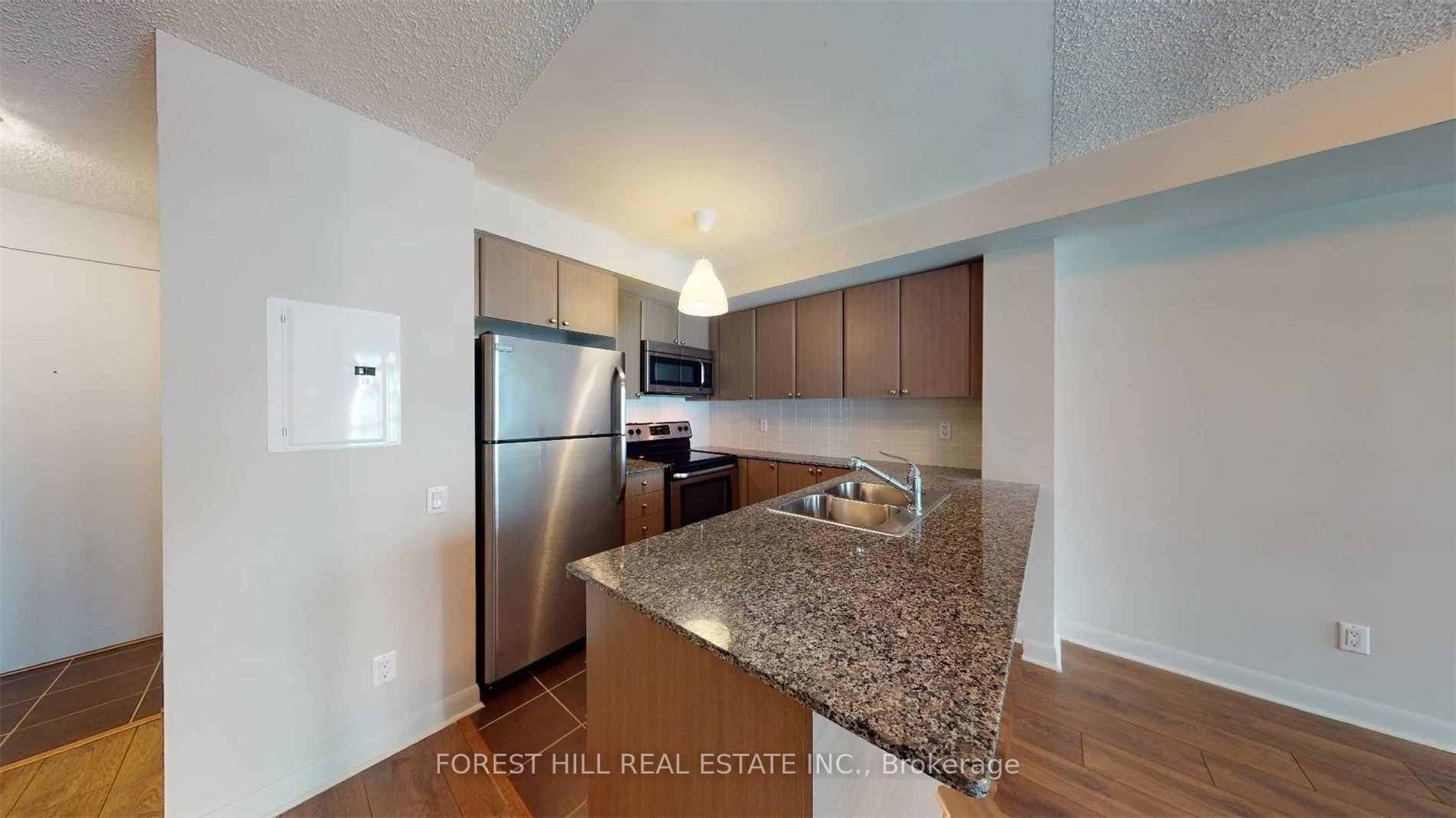 525 Wilson Avenue 506, Toronto C06 — photo 4 of 5