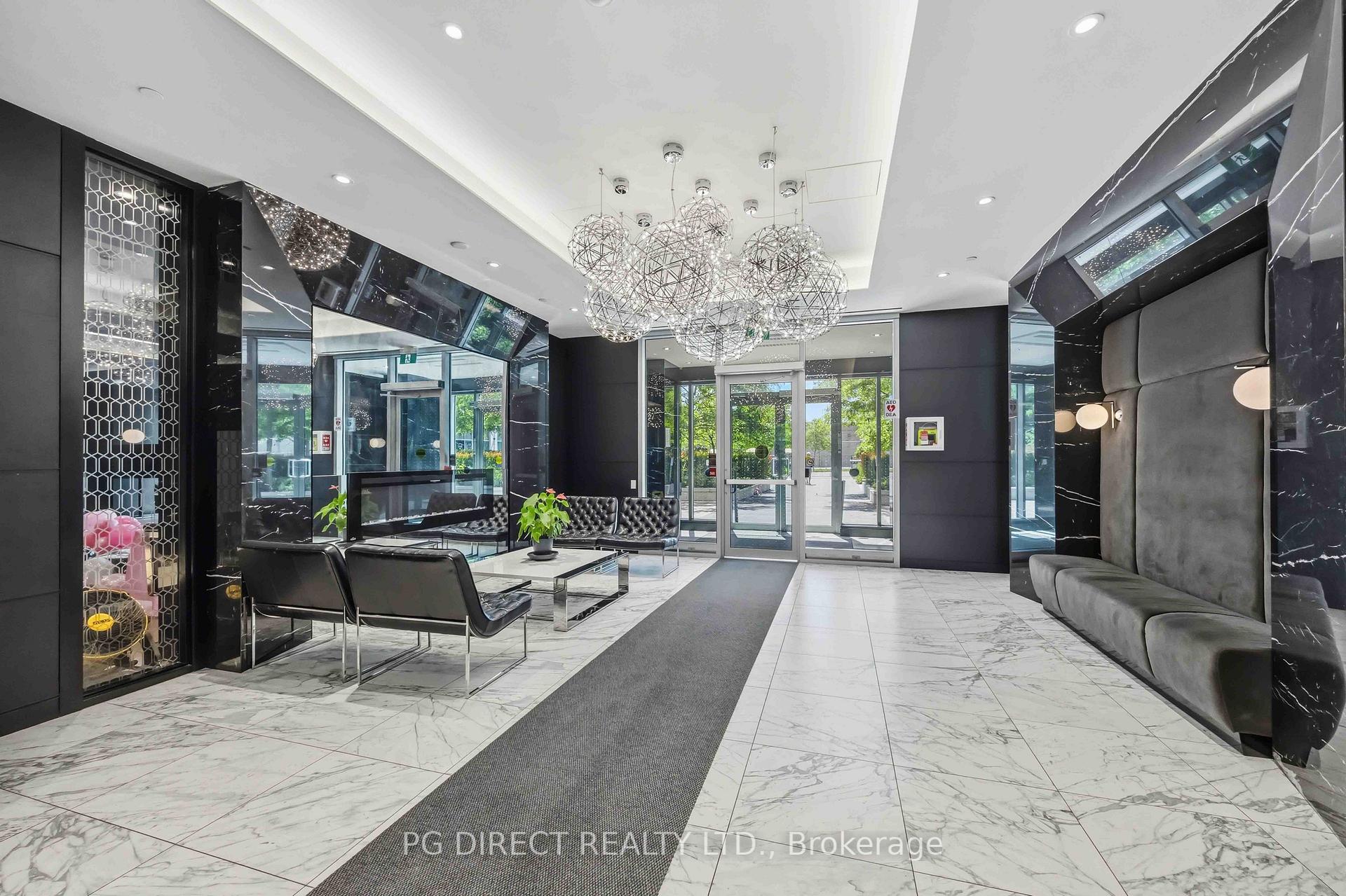 31 Tippett Road 363, Toronto C06 — photo 3 of 5