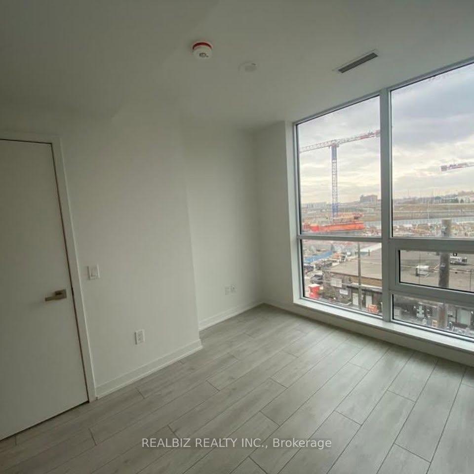 31 Tippett Road 651, Toronto C06 — photo 5 of 5