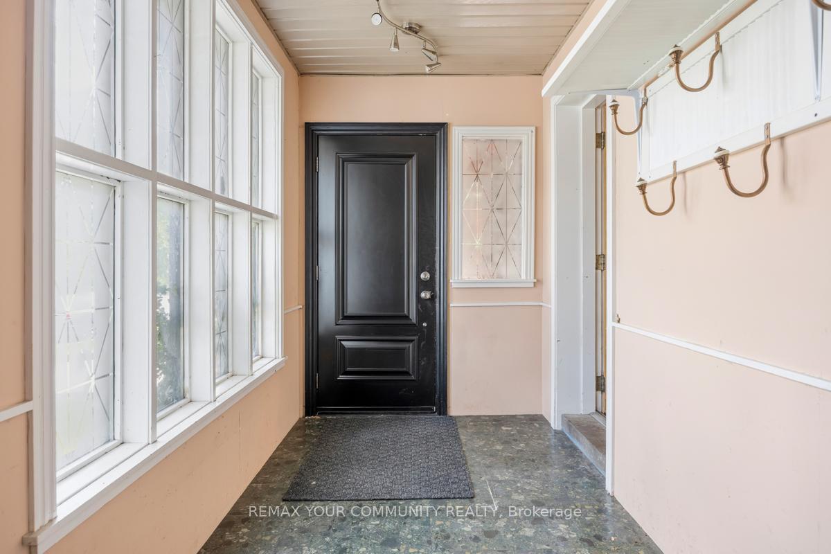 39 Cadillac Avenue, Toronto C06 — photo 4 of 5