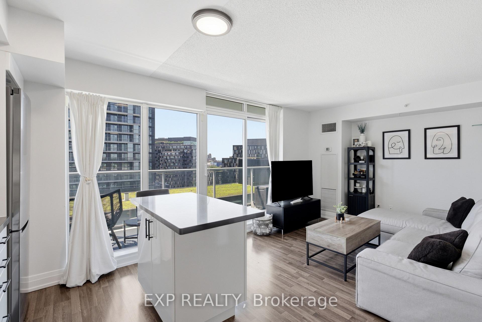 555 Wilson Avenue 1108, Toronto C06 — photo 3 of 5