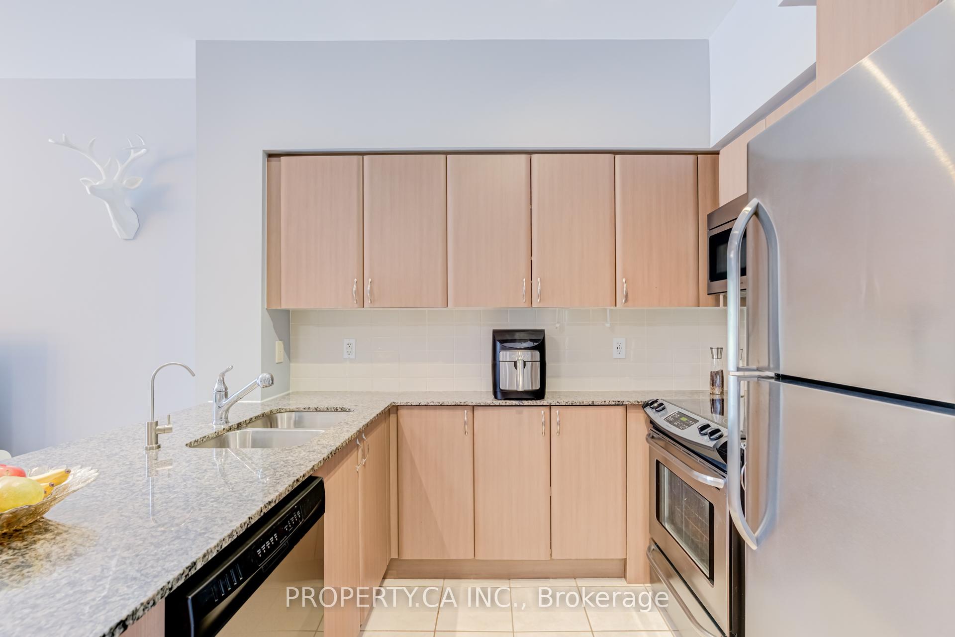 525 Wilson Avenue 118, Toronto C06 — photo 4 of 5