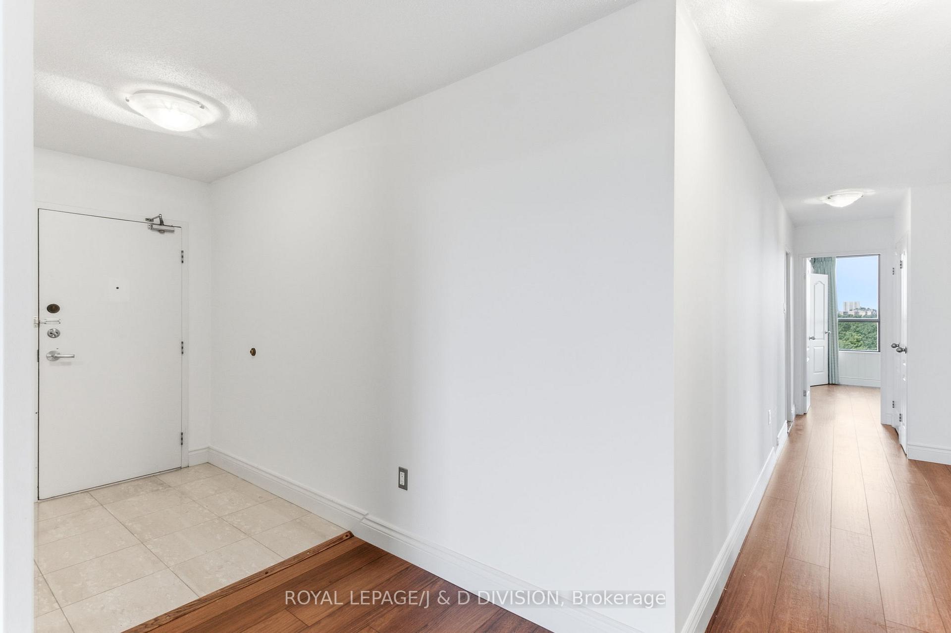 100 Canyon Avenue 701, Toronto C06 — photo 5 of 5
