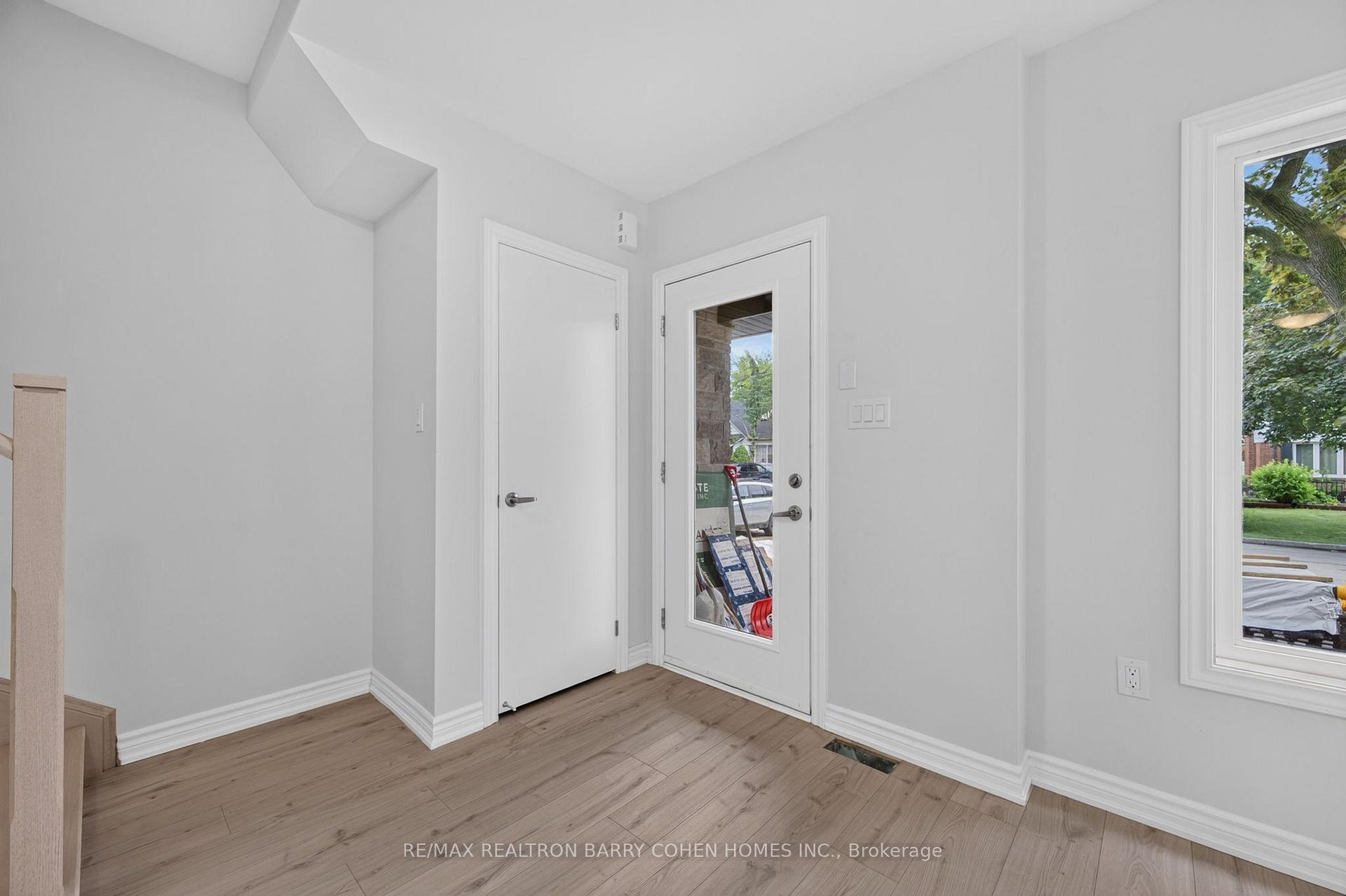 36 Luverne Avenue, Toronto C06 — photo 2 of 5