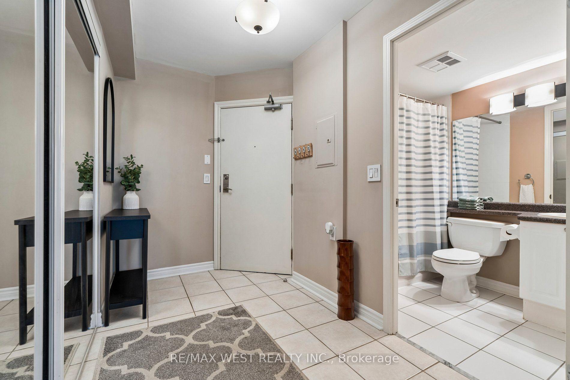 890 Sheppard Avenue 206, Toronto C06 — photo 4 of 5