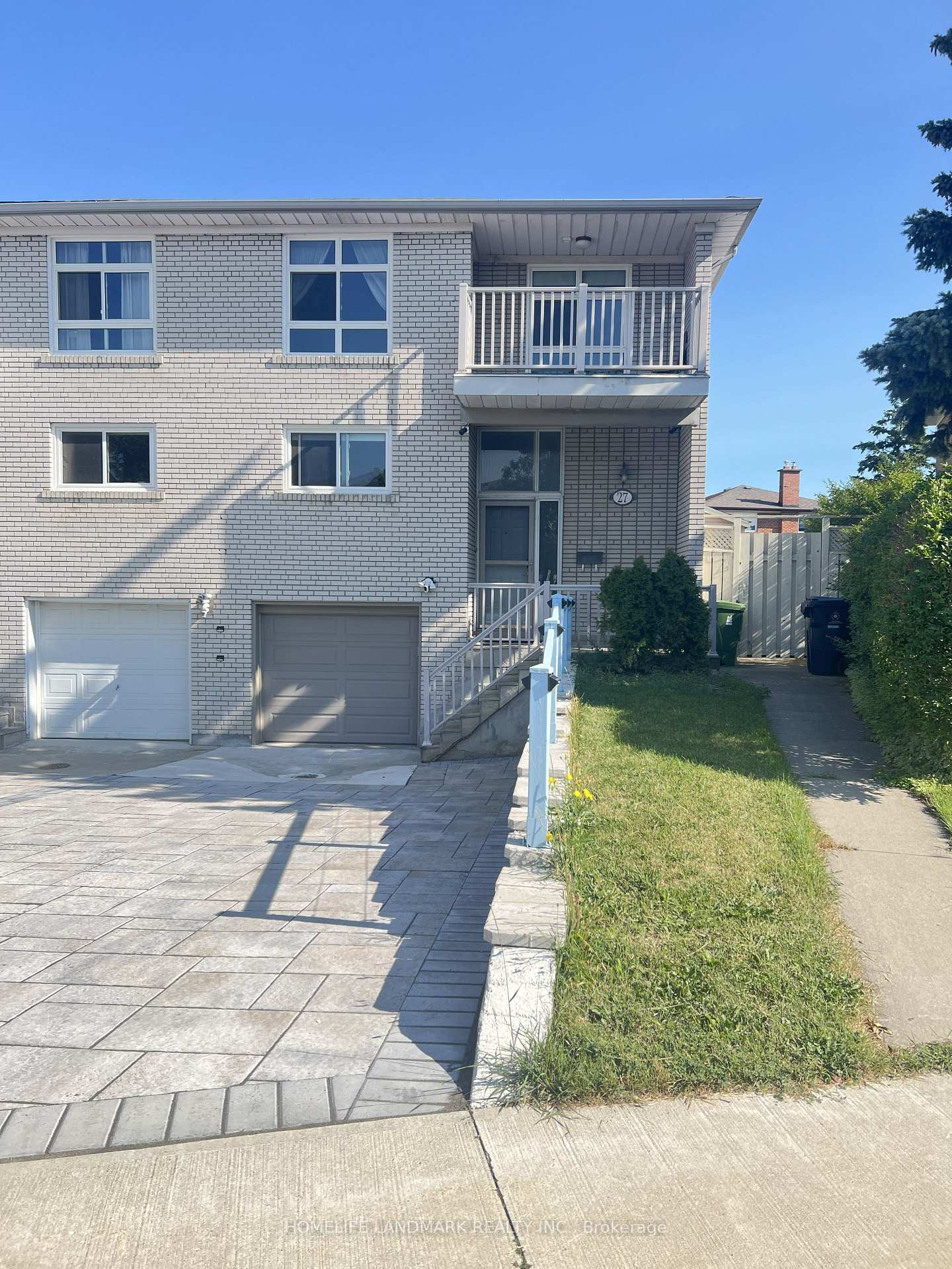 27 Tillplain Road, Toronto C06 — photo 2 of 5