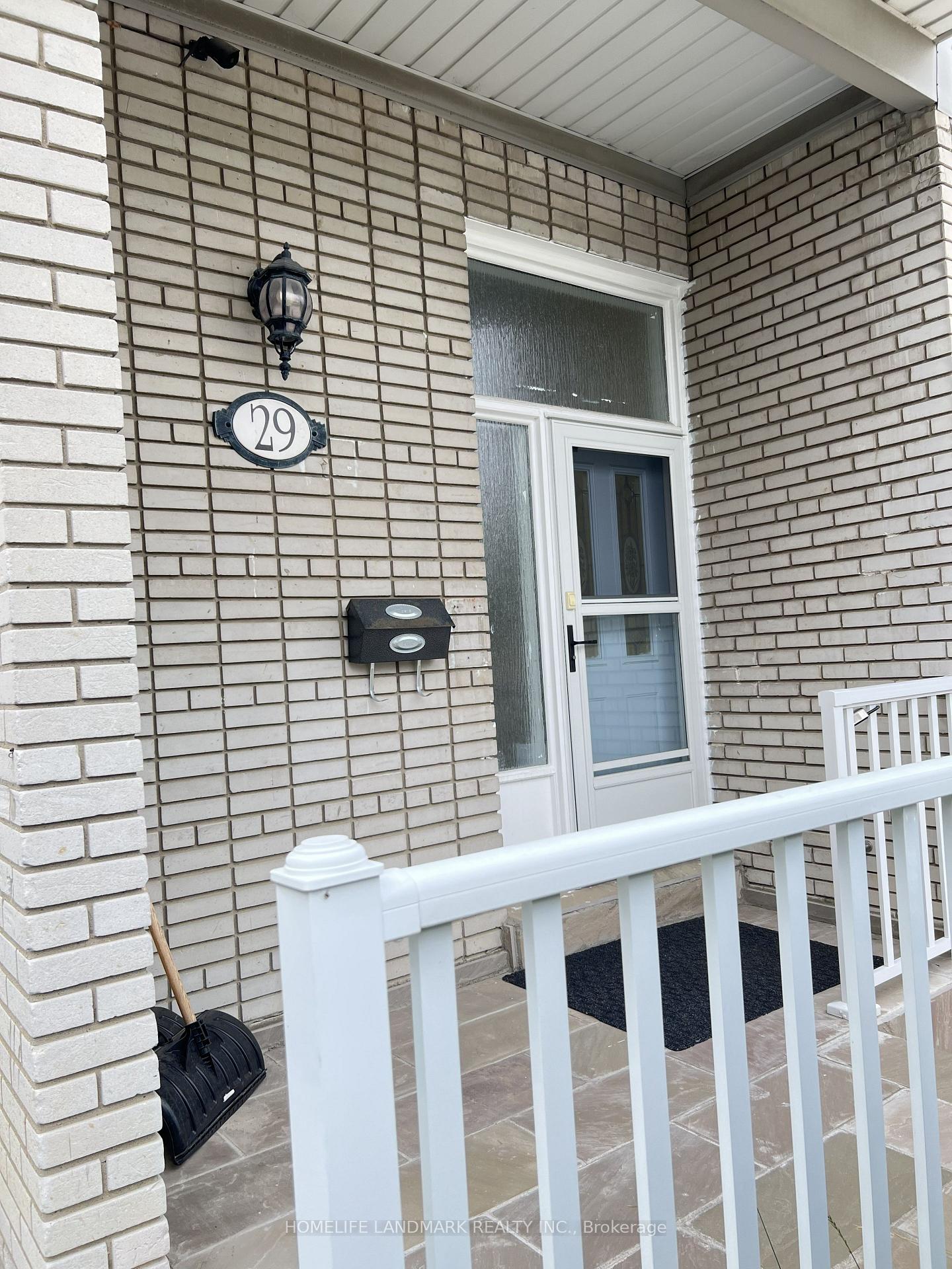 29 Tillplain Road, Toronto C06 — photo 4 of 5