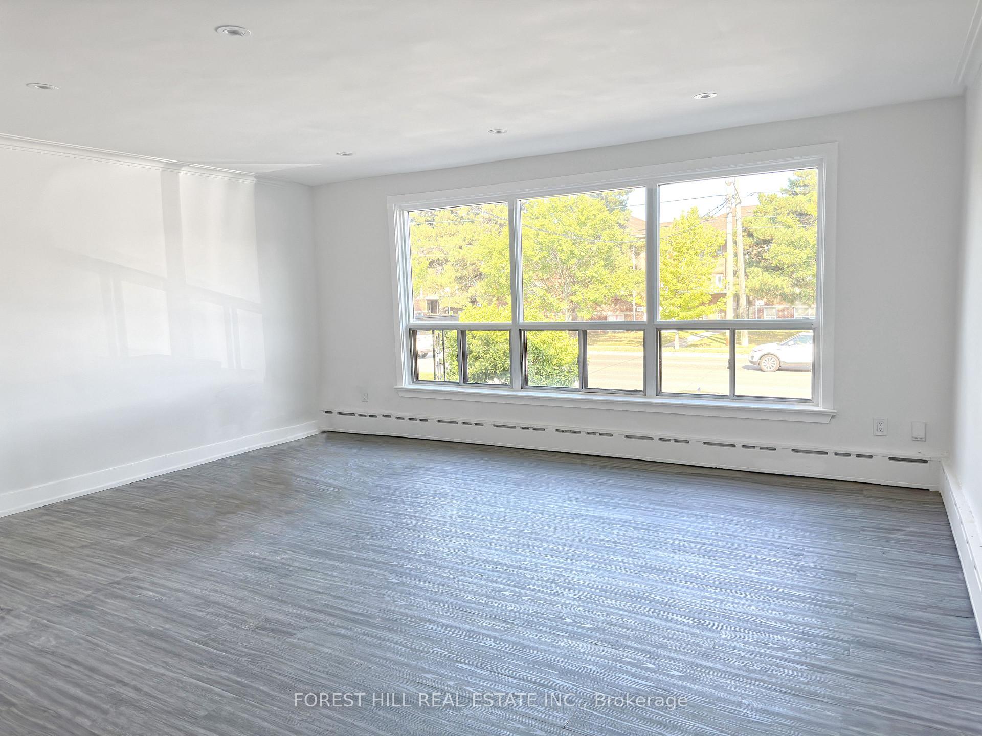 443 Wilson Avenue #2, Toronto C06 — photo 2 of 5