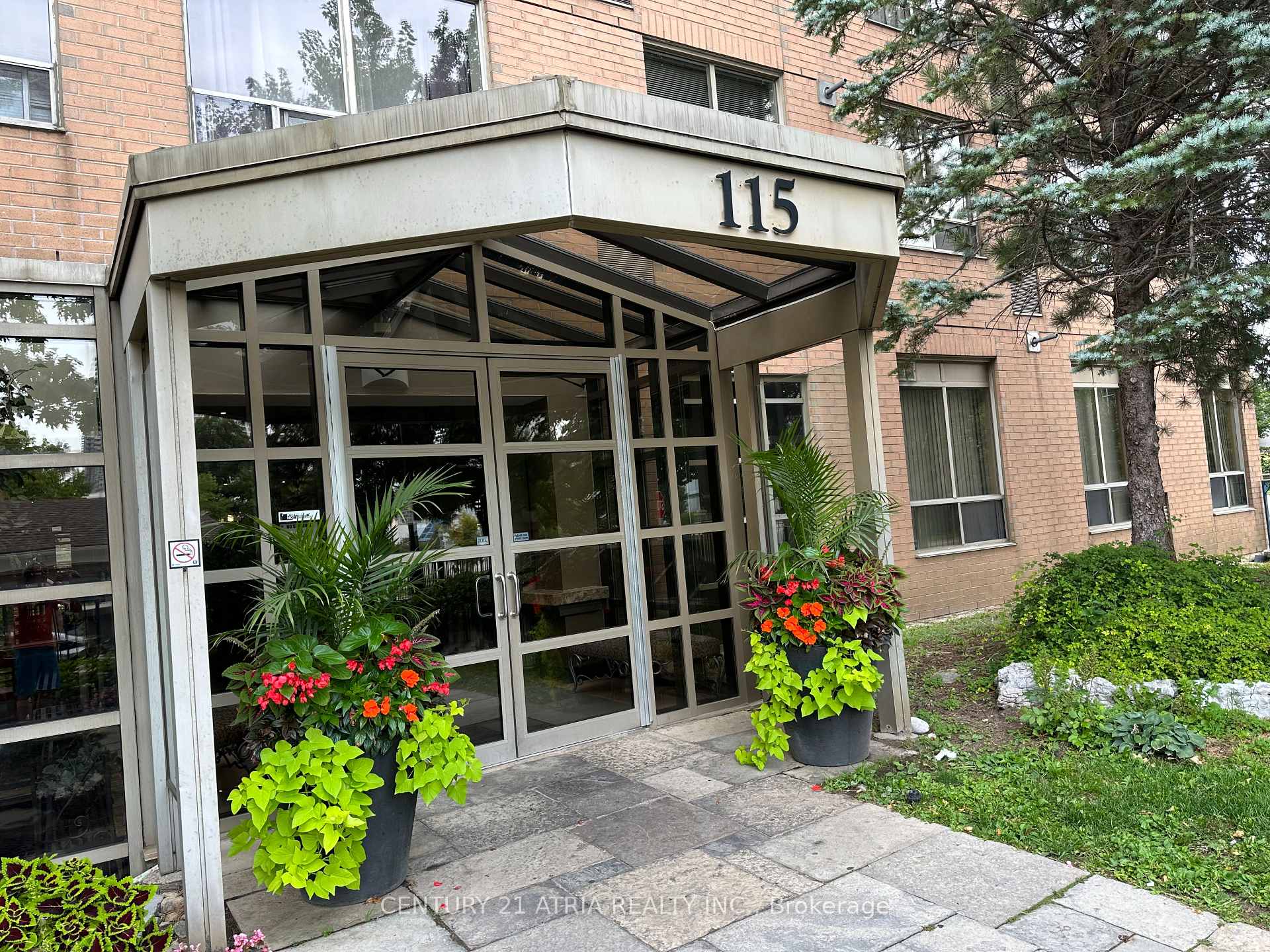 115 Omni Drive 2605, Toronto E09, ON M1P 5B4 — Toronto E09, Ontario