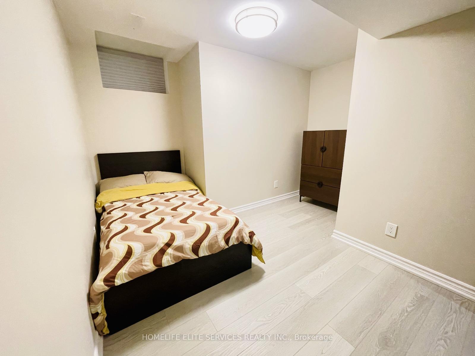 40 Stannardville Drive, Ajax — photo 4 of 5