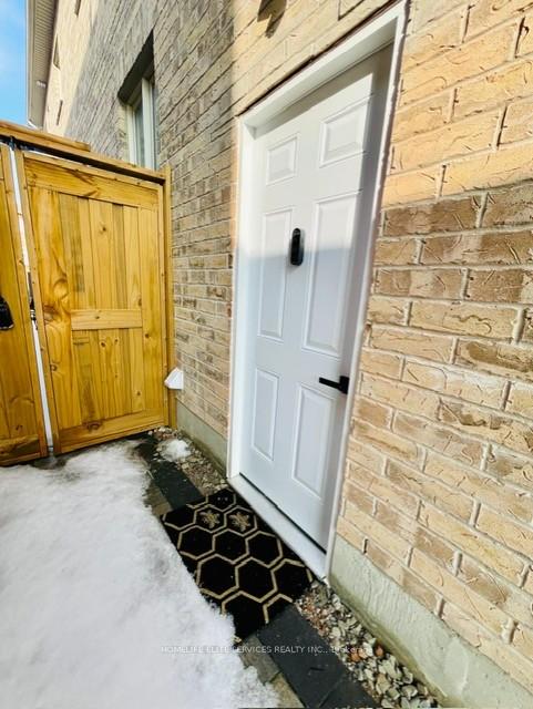 40 Stannardville Drive, Ajax — photo 5 of 5