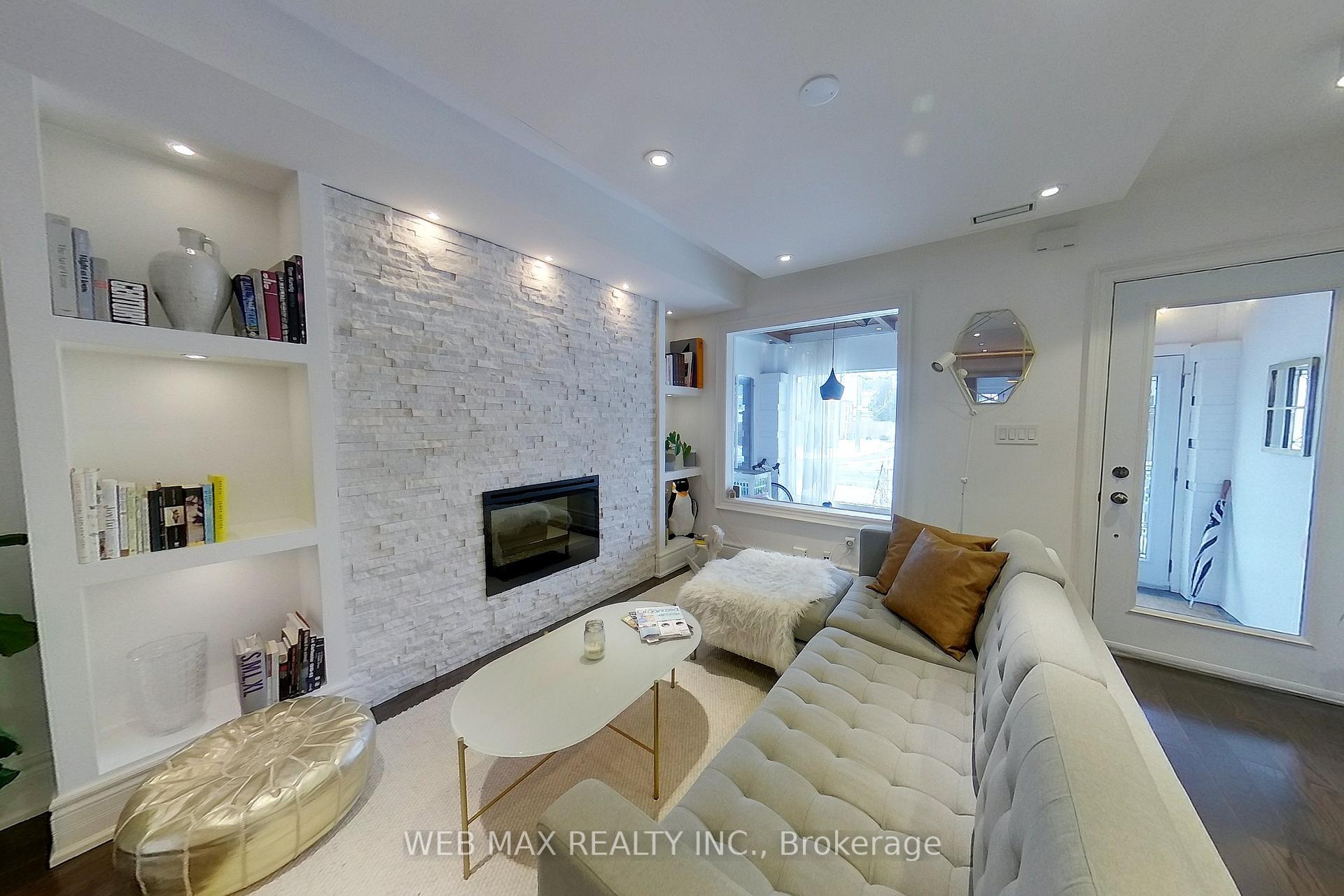 173 Milverton Boulevard, Toronto E03 — photo 3 of 5