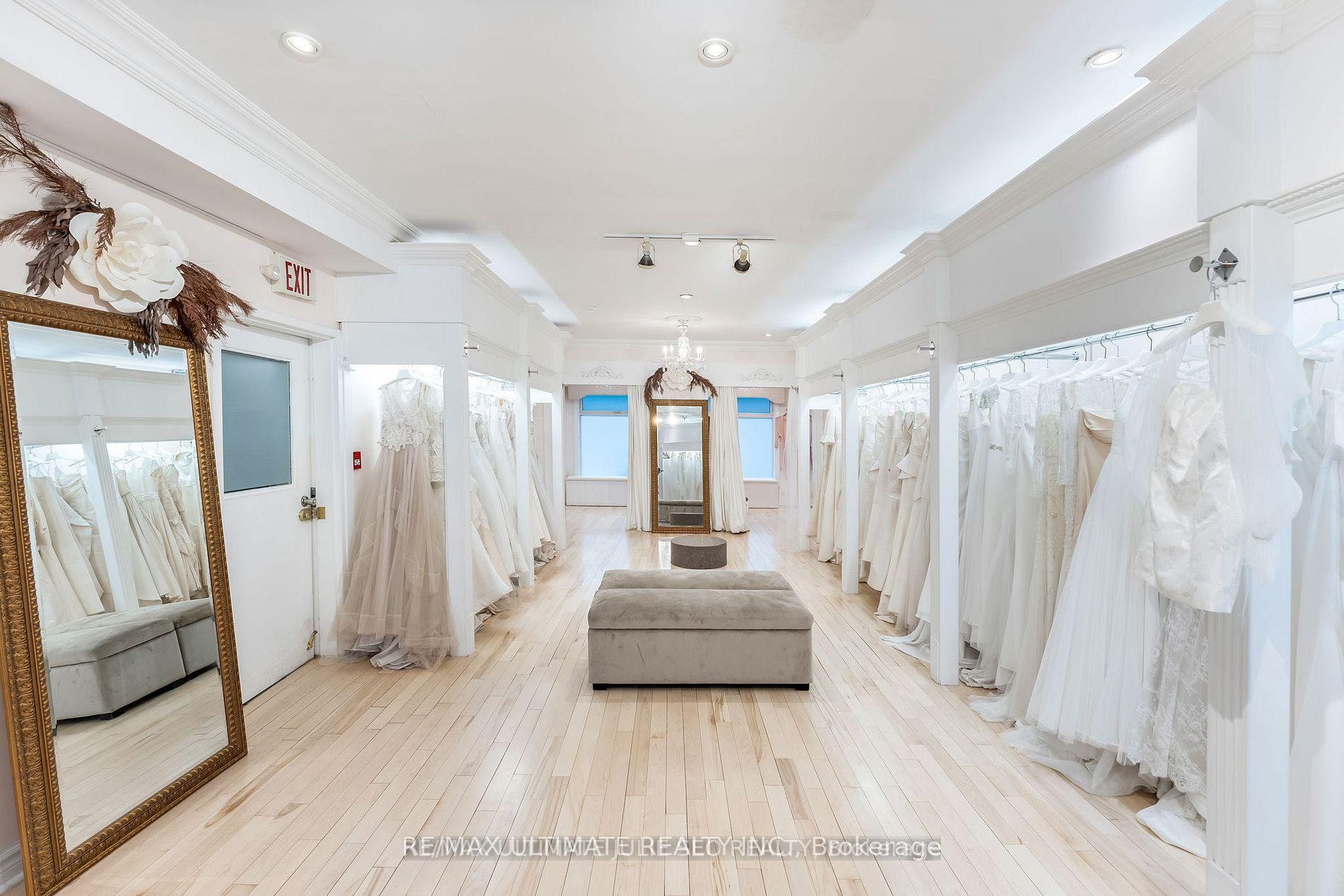 304 Danforth Avenue Main Floor, Toronto E03 — photo 4 of 5