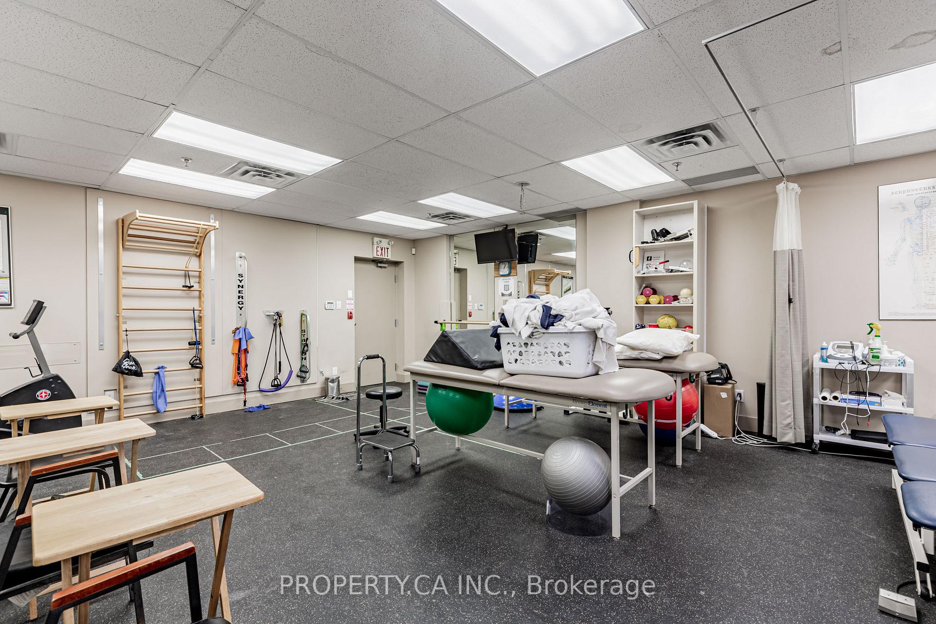 945 O'connor Drive 5, Toronto E03 — photo 5 of 5