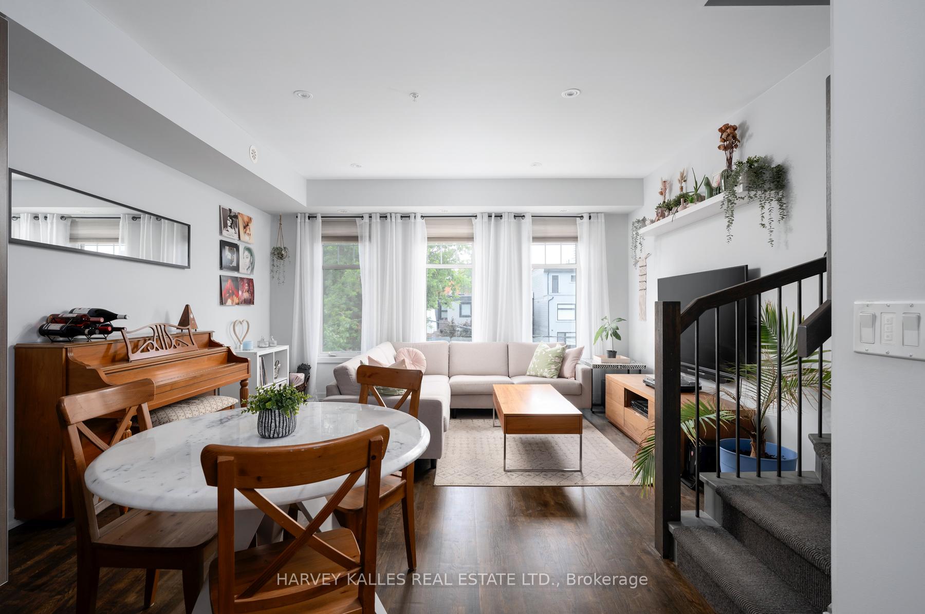 140 Broadview Avenue 45, Toronto E01 — photo 2 of 5