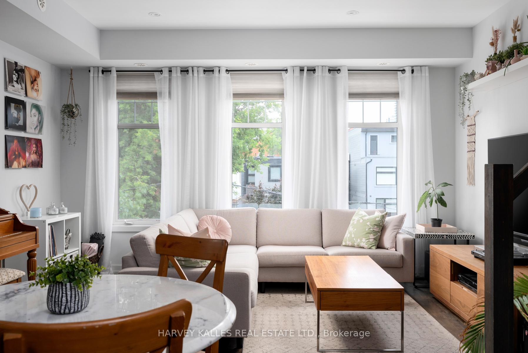 140 Broadview Avenue 45, Toronto E01 — photo 3 of 5