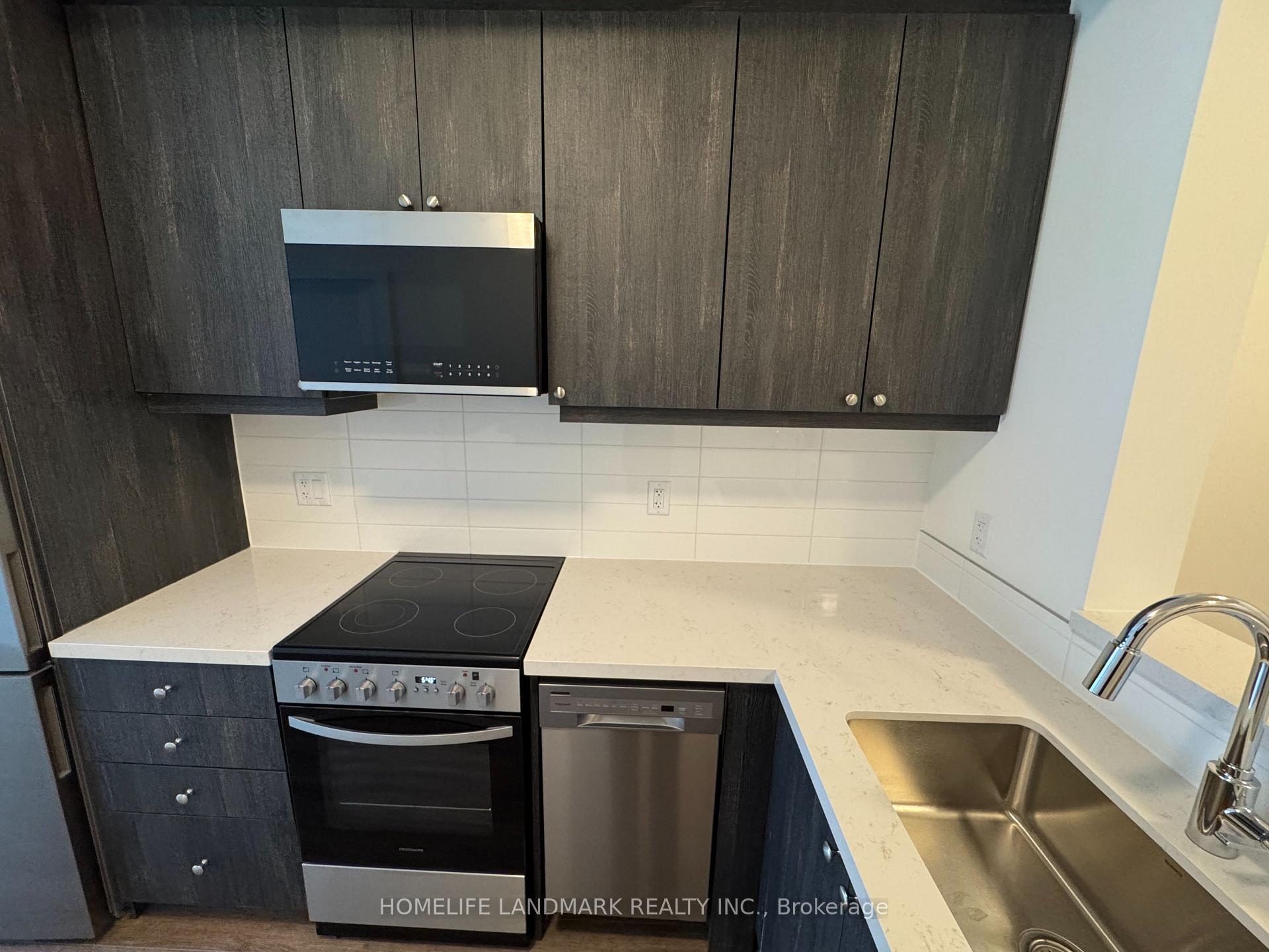51 Clarington Boulevard 116, Clarington — photo 3 of 5