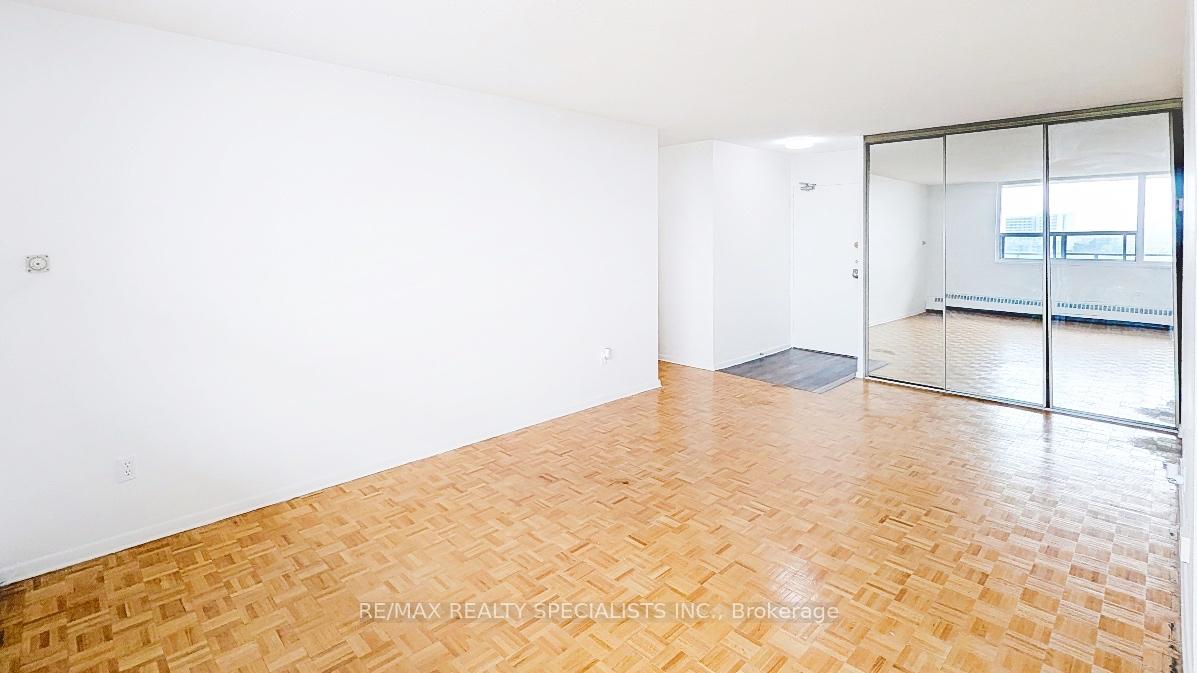 180 Markham Road 1201, Toronto E08 — photo 3 of 5