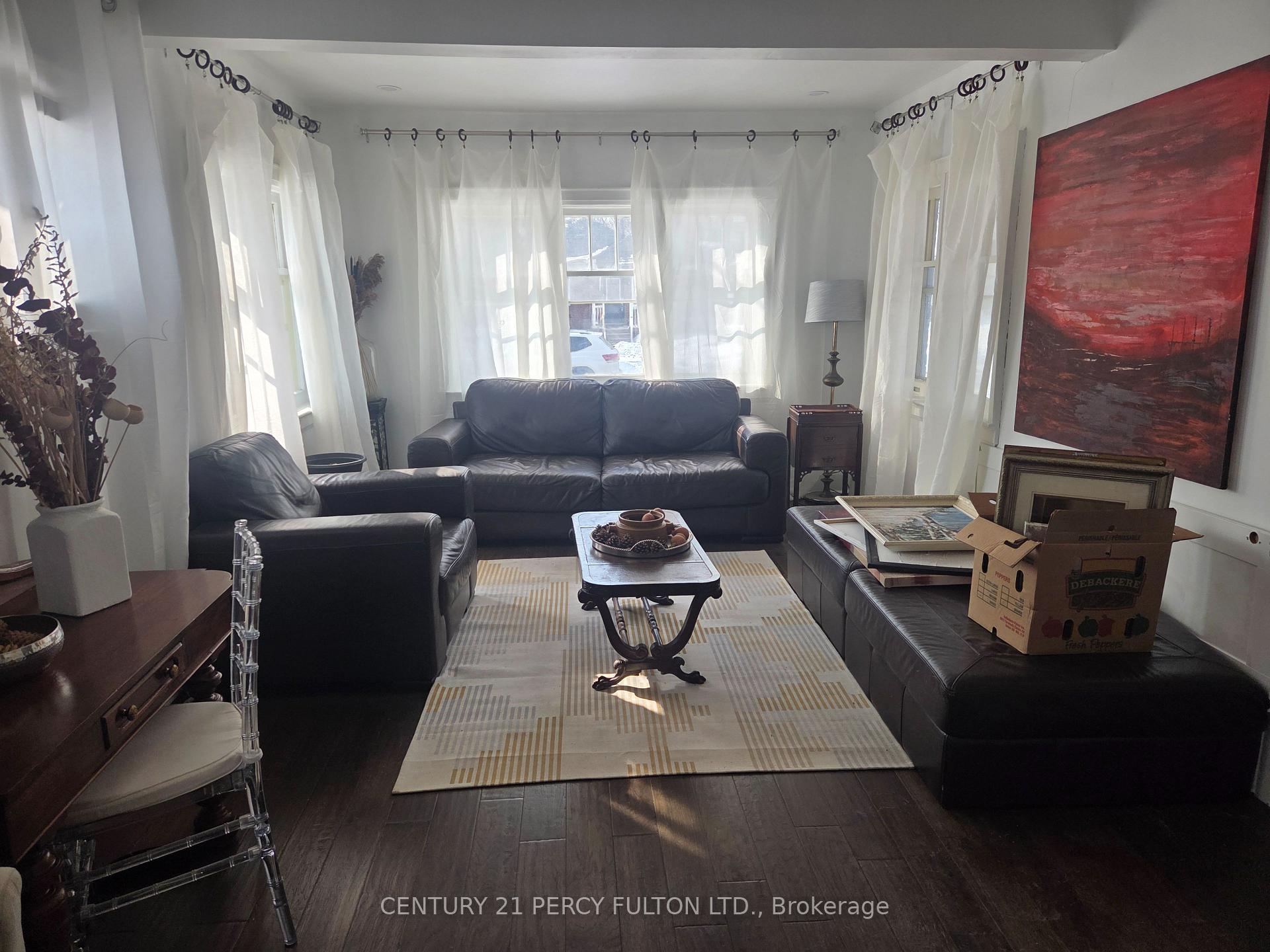 61 Gibbons Street, Oshawa, ON L1J 4Y1