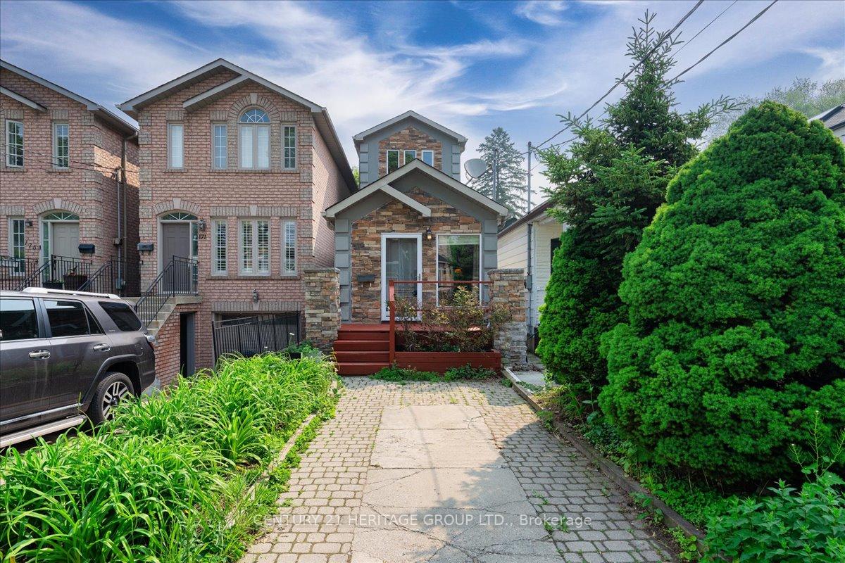 169 King Edward Avenue, Toronto E03 — photo 3 of 5