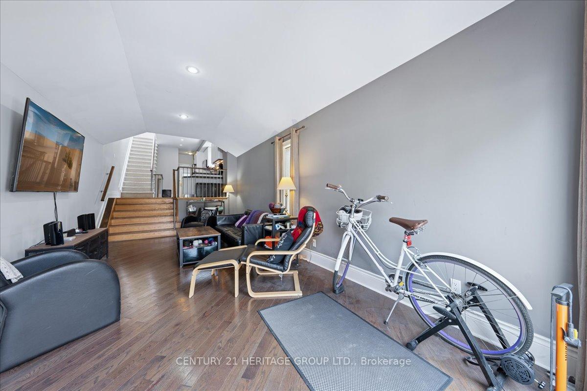 169 King Edward Avenue, Toronto E03 — photo 5 of 5