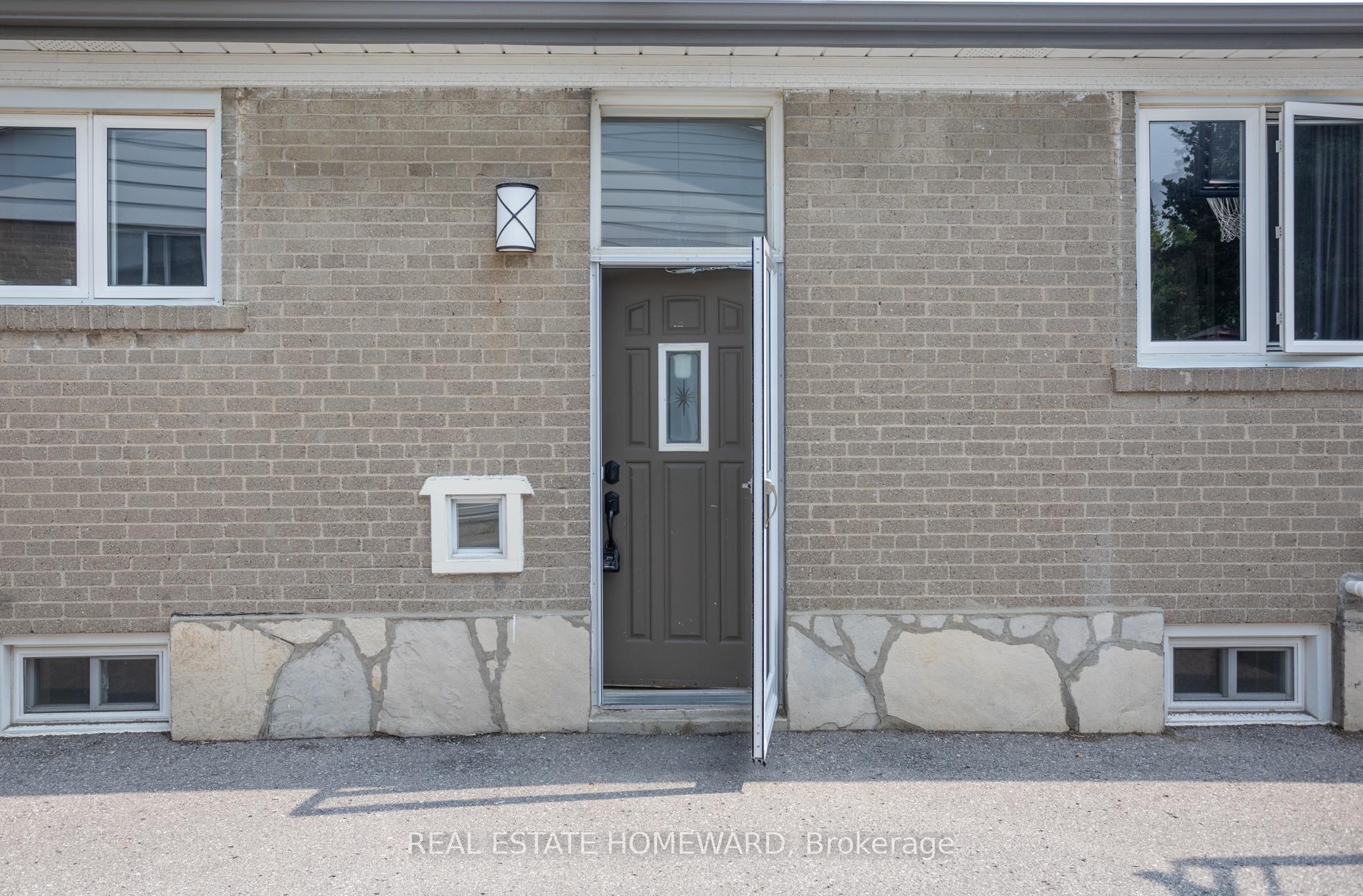 115 Porchester Drive Bsmt, Toronto E09 — photo 5 of 5