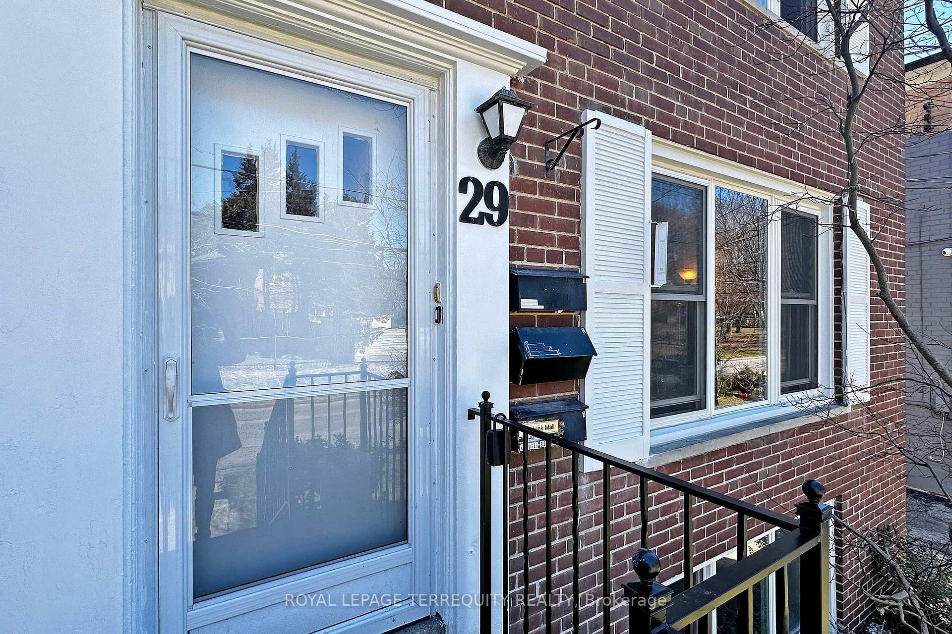 29 Love Crescent, Toronto E02 — photo 5 of 5