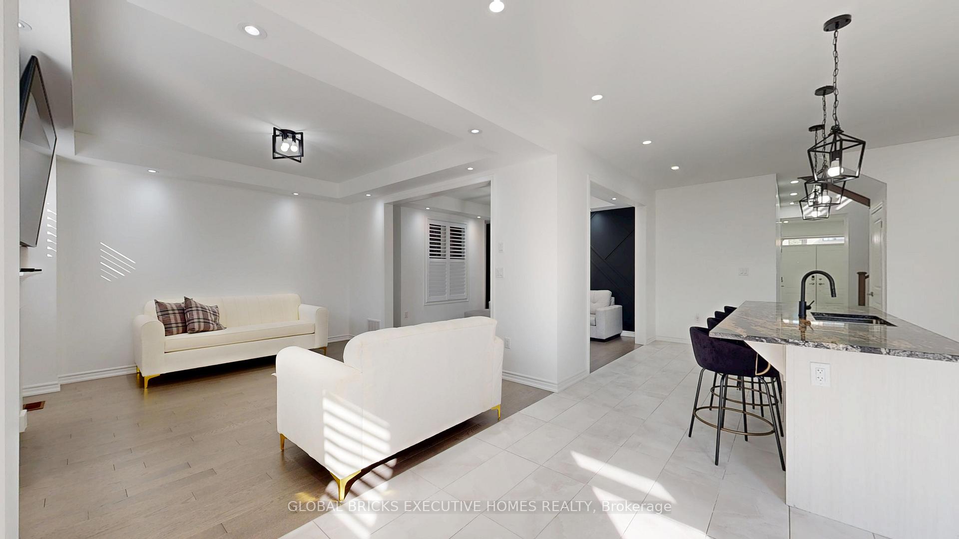 2885 Foxden Square, Pickering — photo 5 of 5