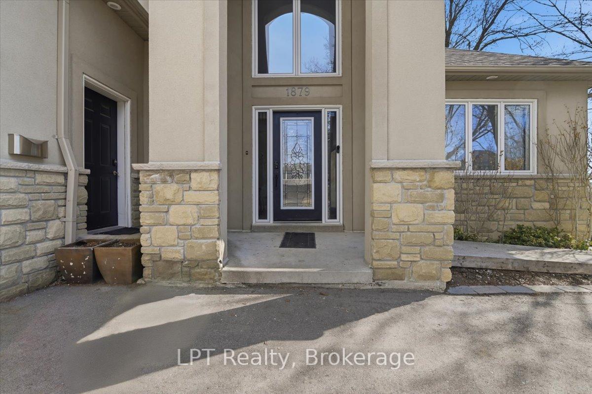 1879 Appleview Road, Pickering — photo 2 of 5