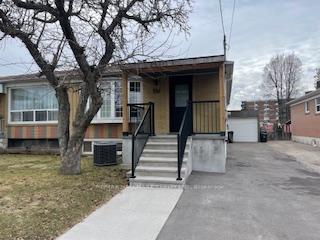 37 Avis Crescent, Toronto E03 — photo 2 of 5