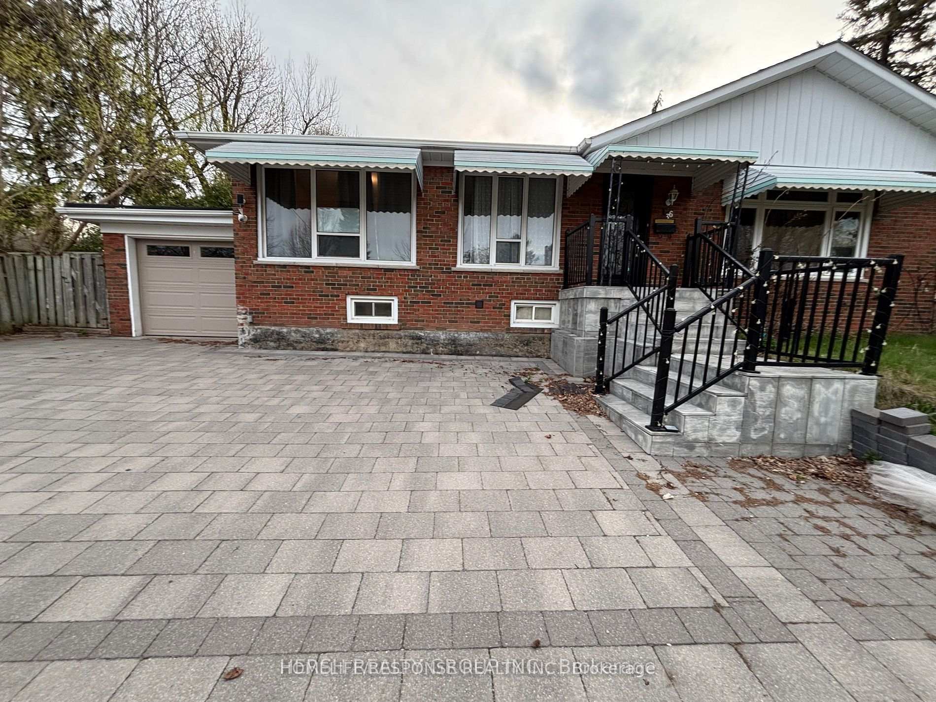 36 GAIETY Drive, Toronto E09 — photo 2 of 5