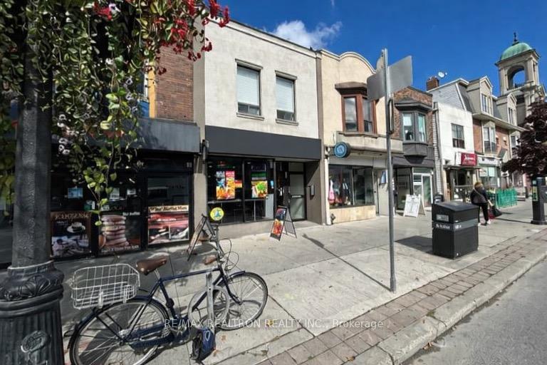 588 Danforth Avenue, Toronto E03, ON M4K 1R1