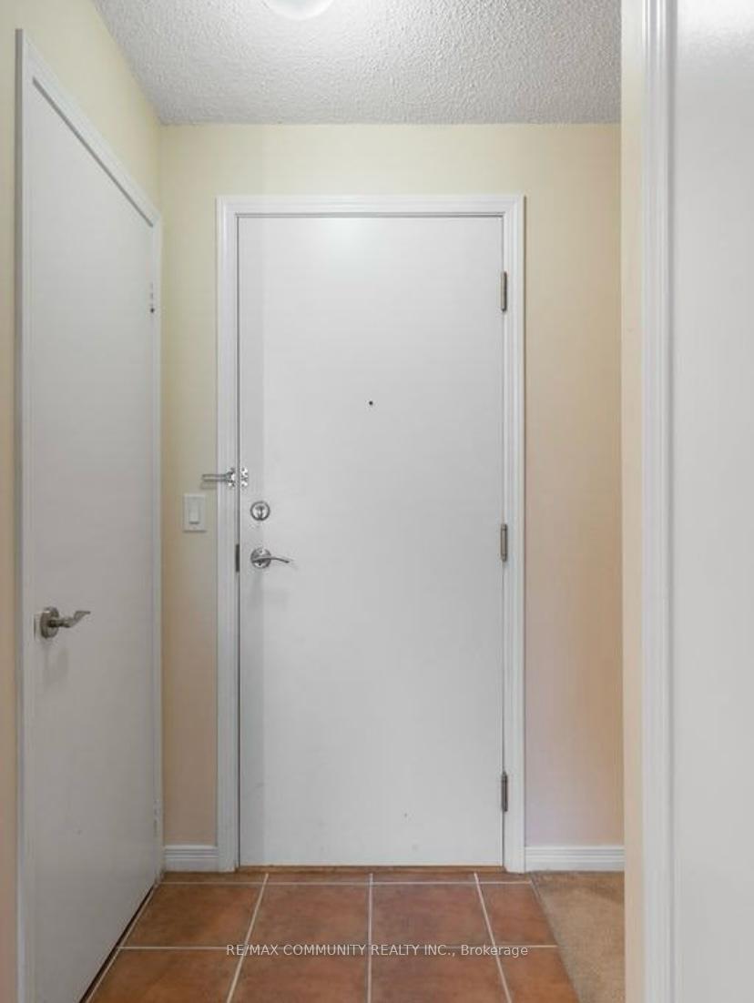 3650 Kingston Road 512, Toronto E08 — photo 2 of 5