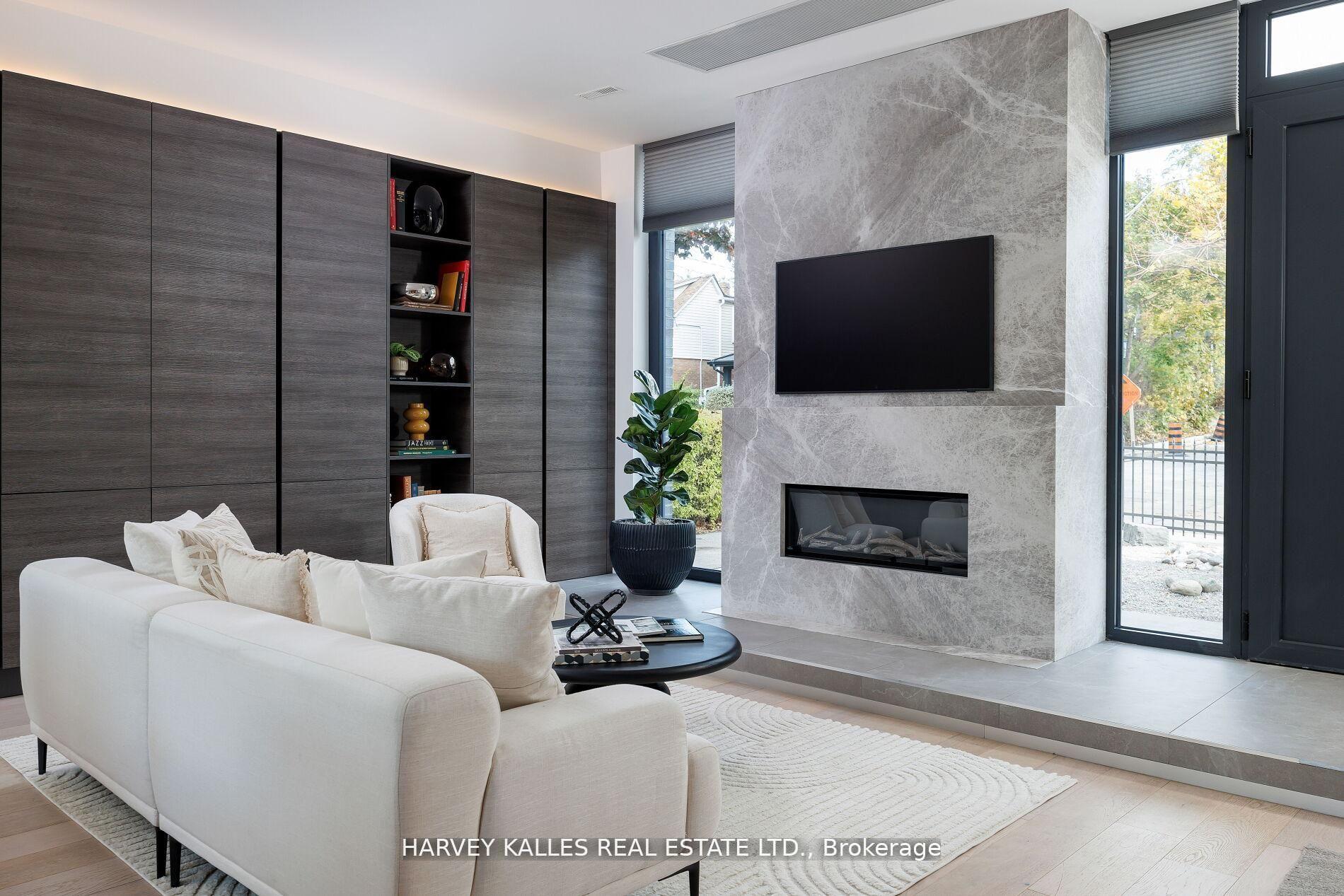 60 Hiltz Avenue, Toronto E01 — photo 3 of 5