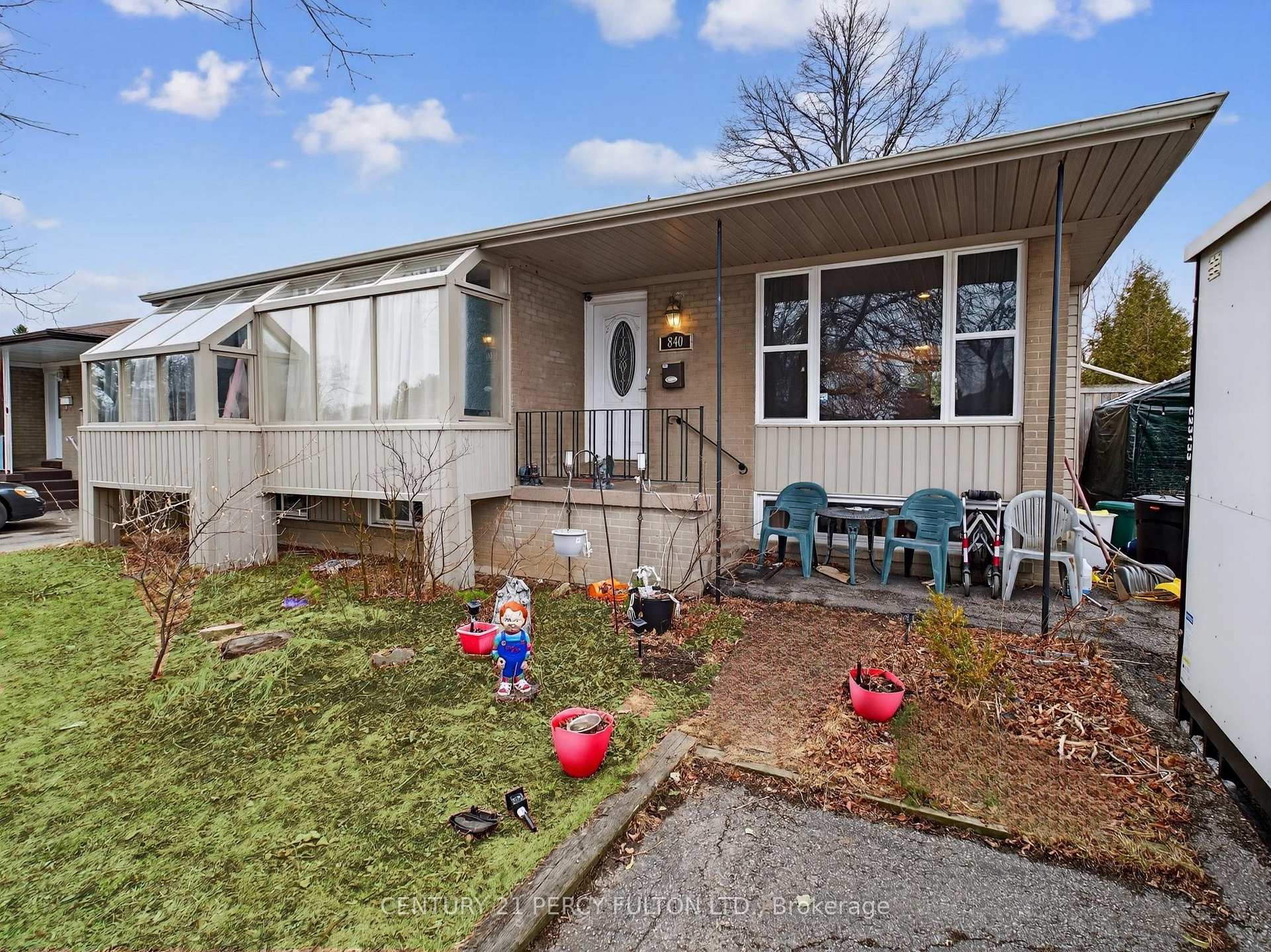 840 Bem Avenue, Pickering, ON L1W 1X3