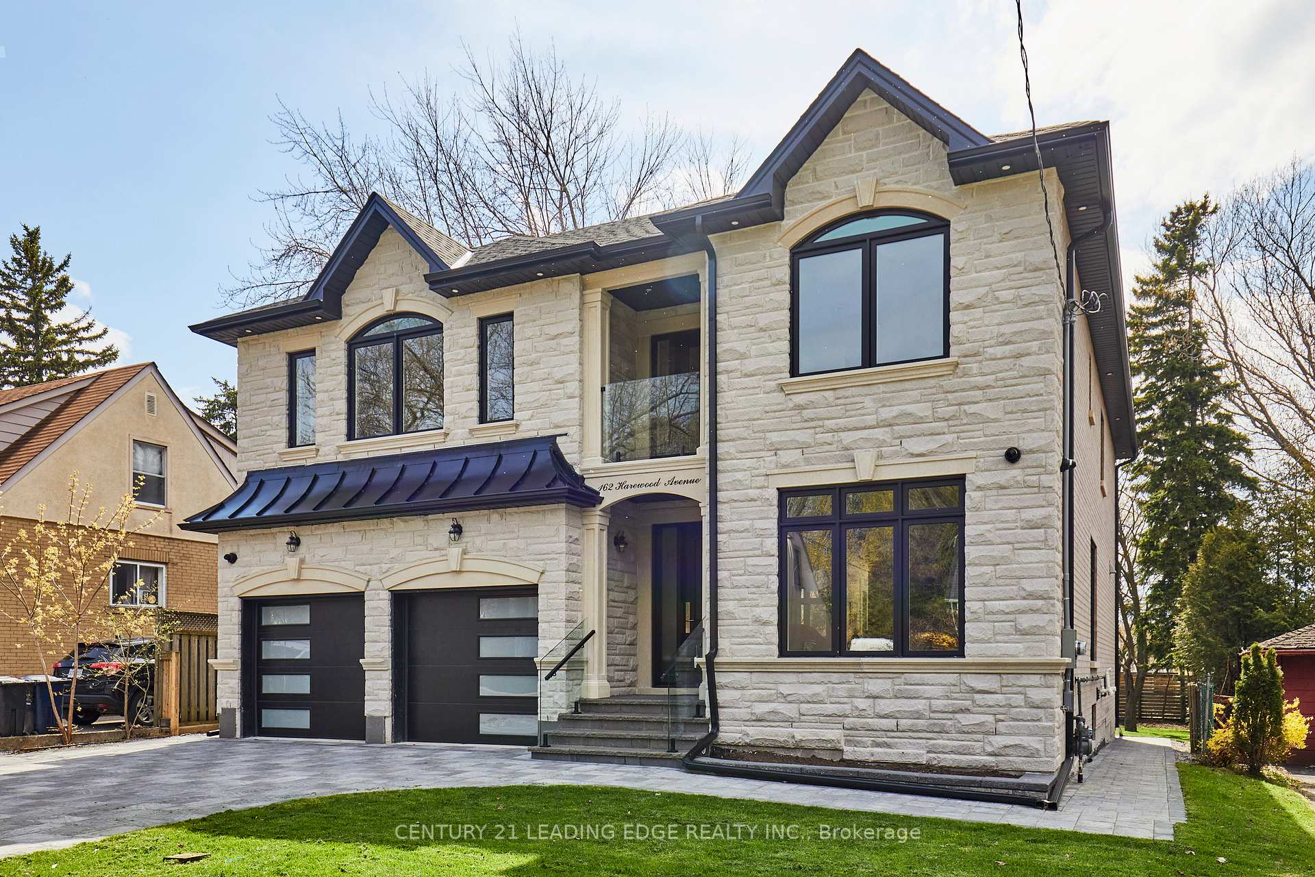 162 Harewood Avenue, Toronto E08, ON M1M 2R9 — Toronto E08, Ontario