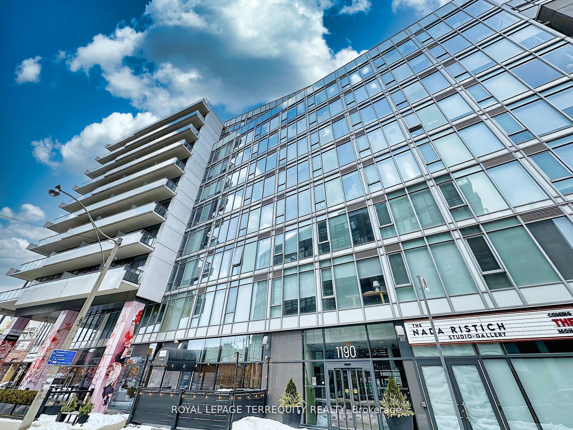 1190 Dundas Street E 510, Toronto E01, ON M4M 0C5