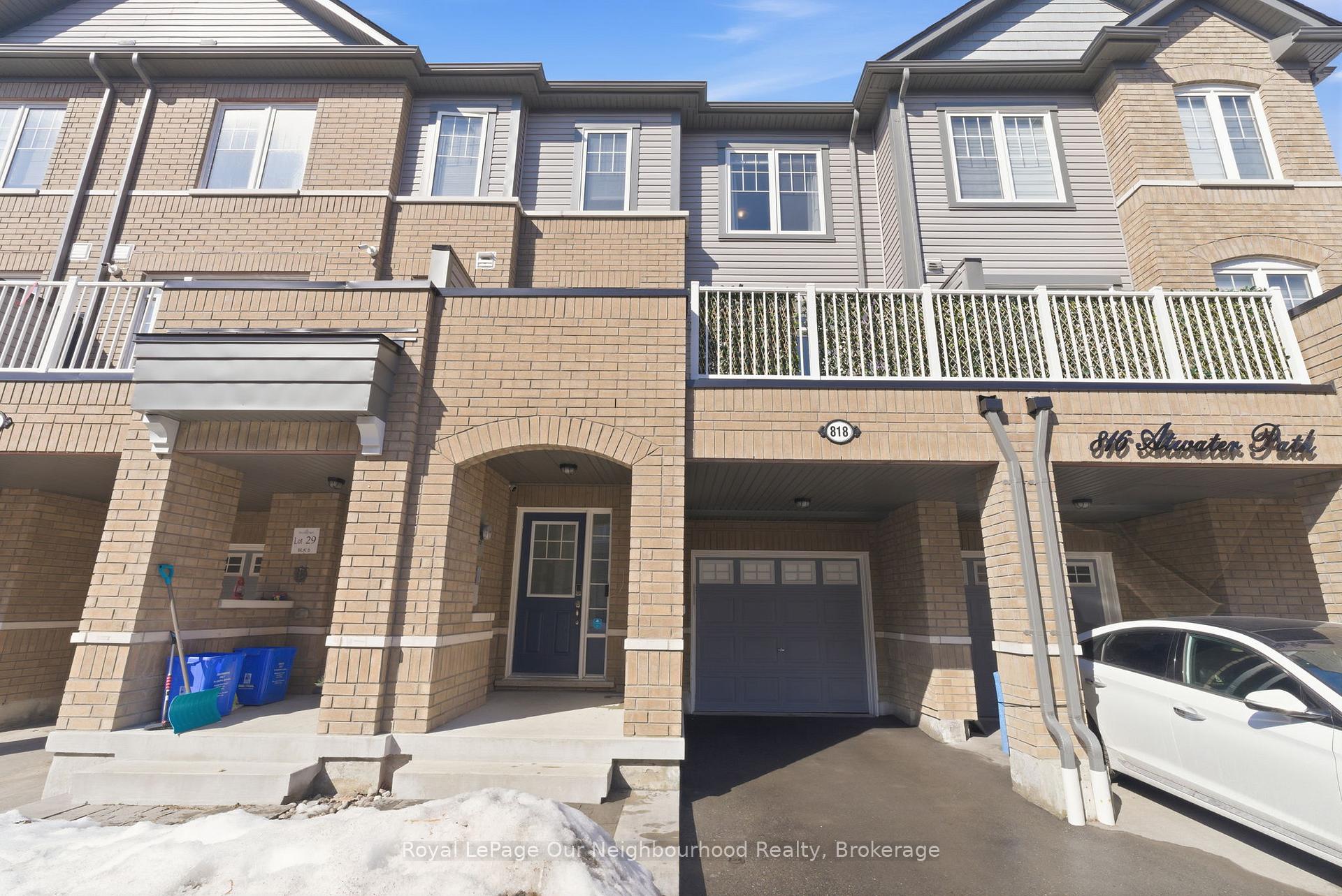 818 Atwater Path, Oshawa, ON L1J 0E8