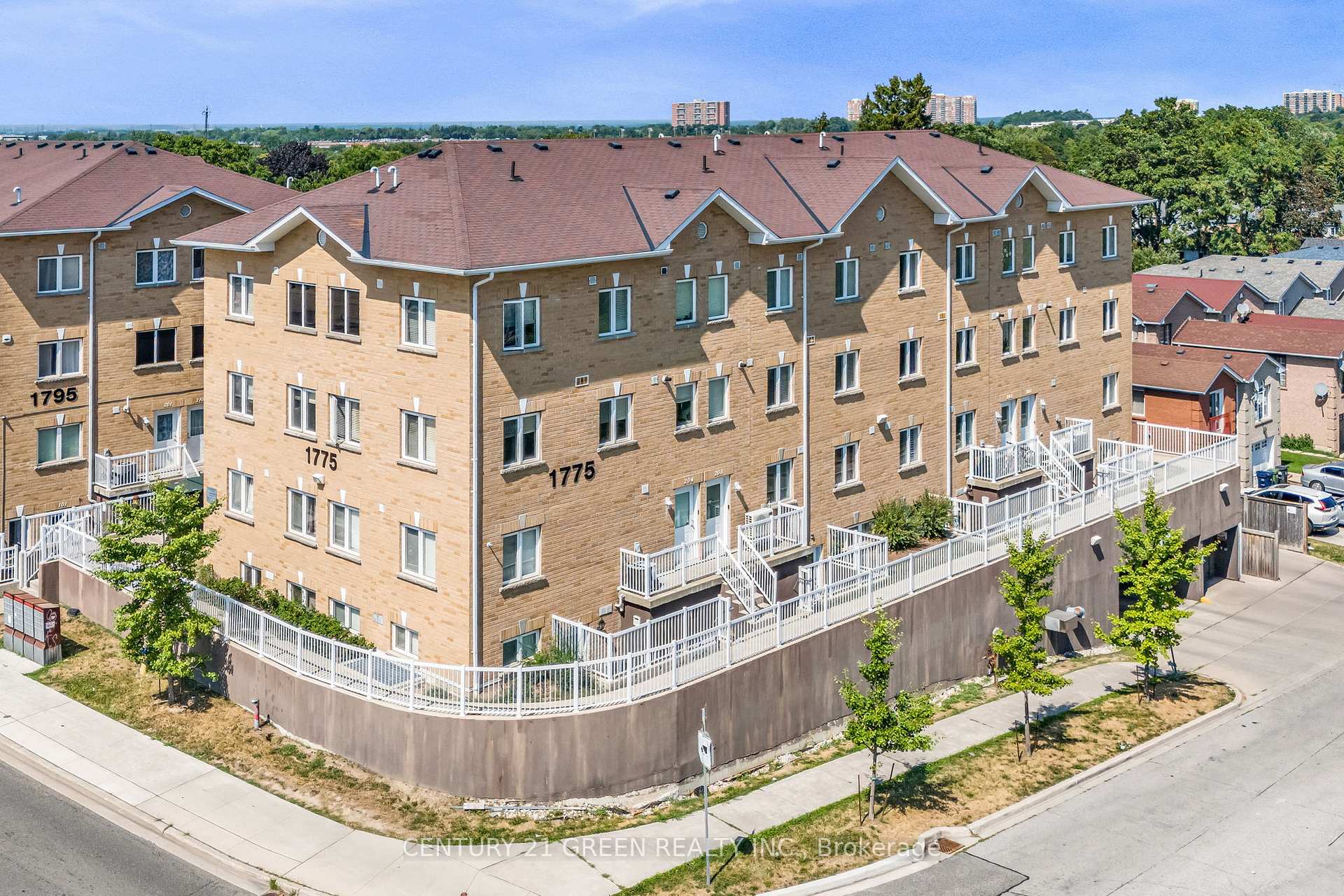 1775 MARKHAM Road 108, Toronto E11, ON M1B 2Z7