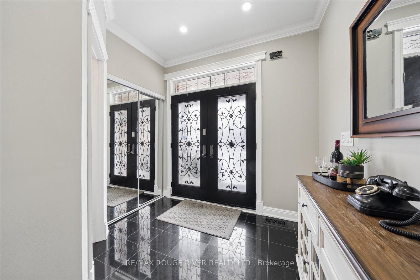 58 Bons Avenue, Clarington — photo 2 of 5