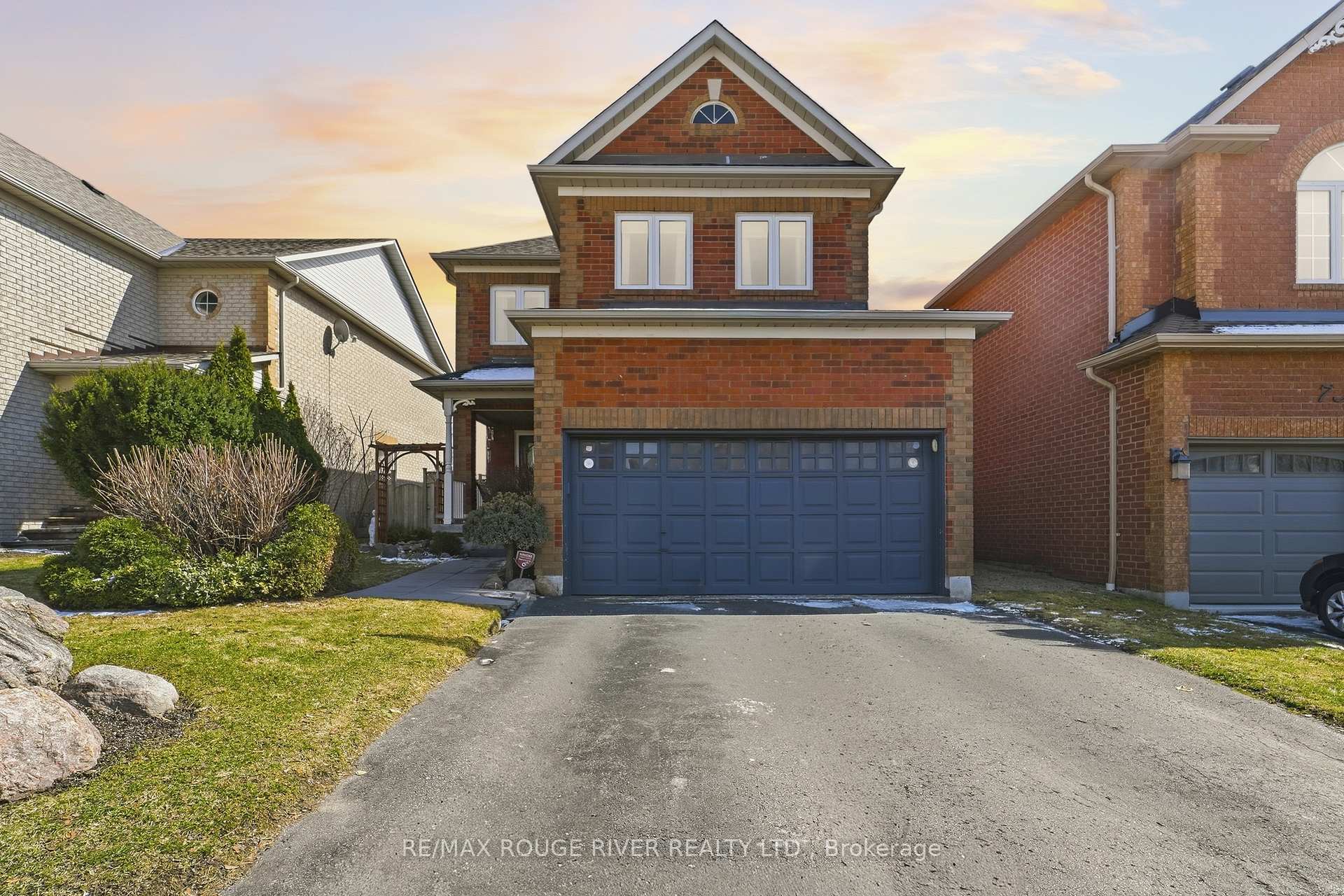 5 Iberville Road, Whitby, ON L1M 1H5