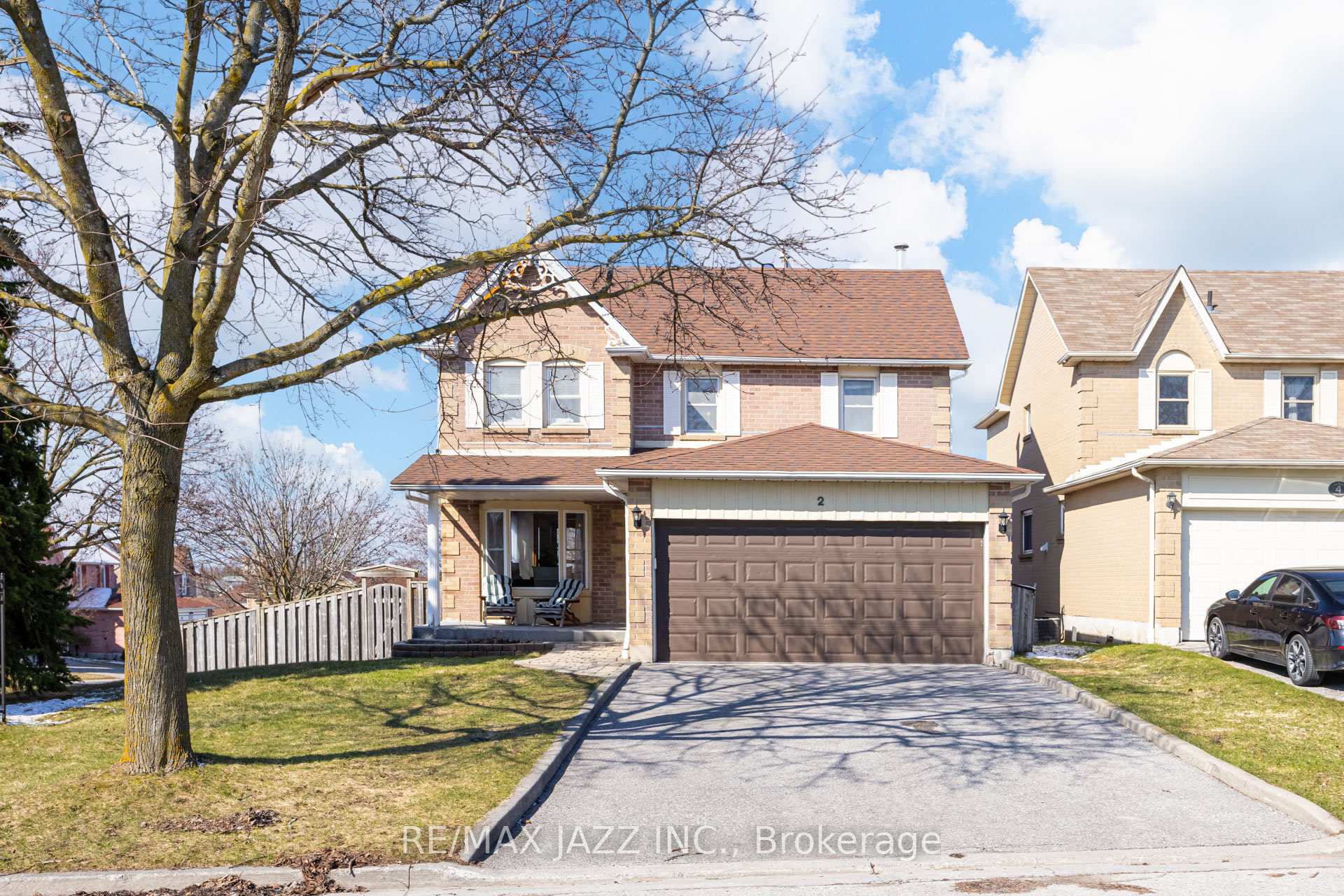 2 Coomer Crescent, Ajax, ON L1T 3B6