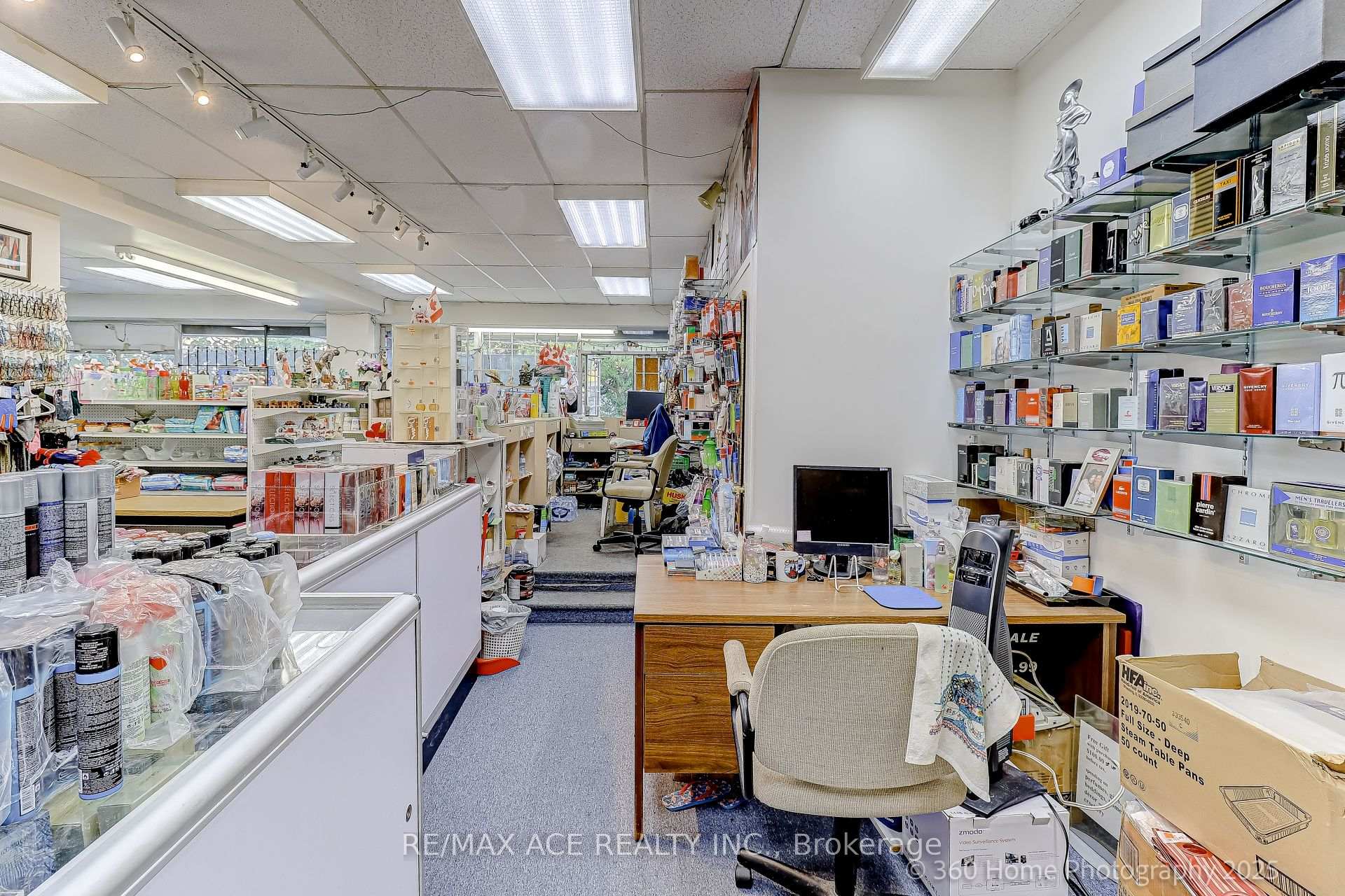 426-428 Dawes Road, Toronto E03 — photo 3 of 5