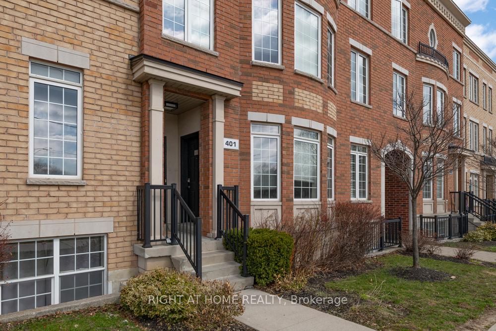 401 Beechgrove Drive 61, Toronto E10, ON M1E 2R1 — Toronto E10, Ontario