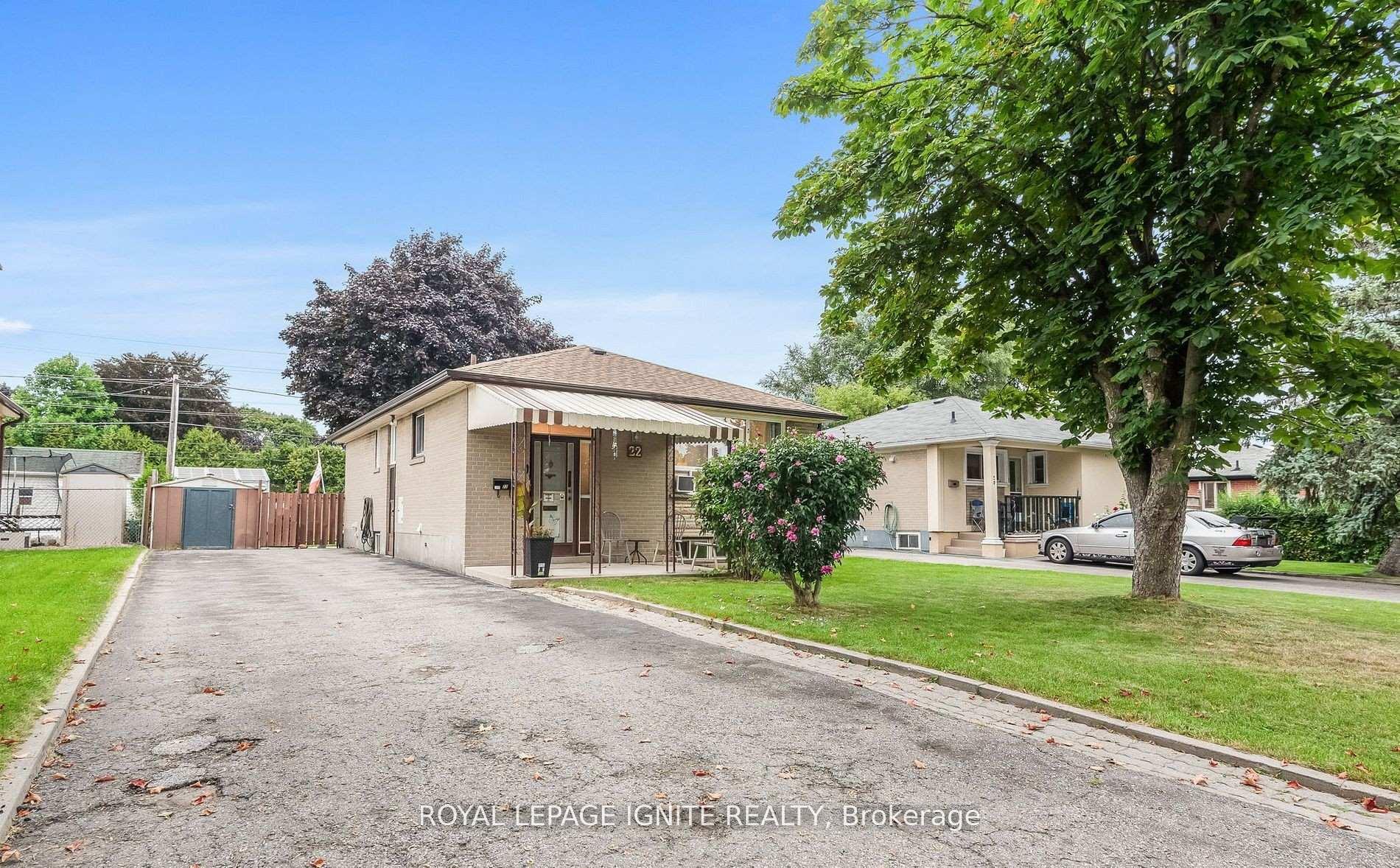 22 Billingsgate Crescent, Ajax, ON L1S 2R8